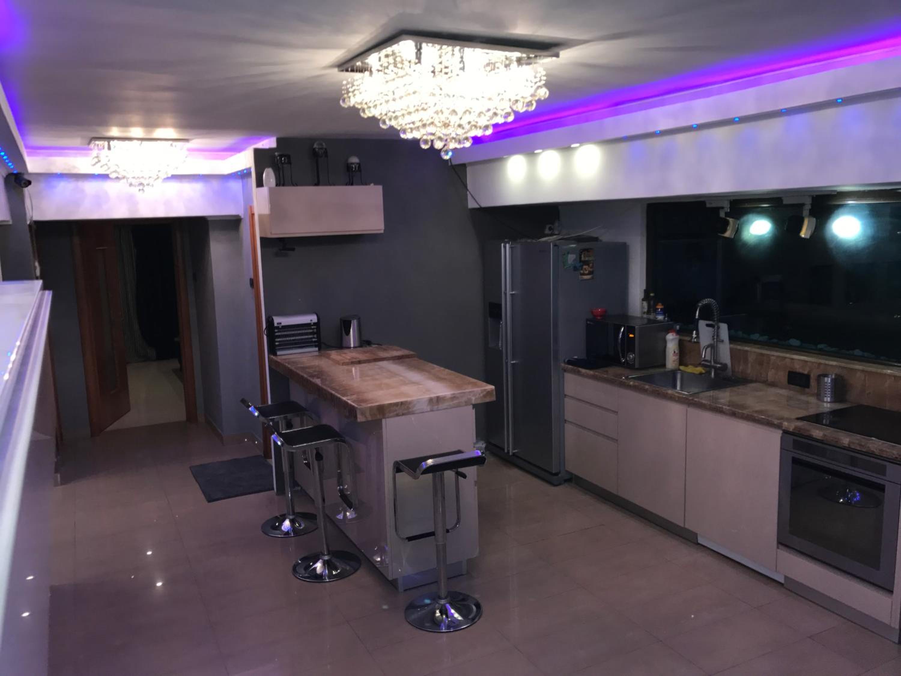 Penthouse Apartment - Photo 4