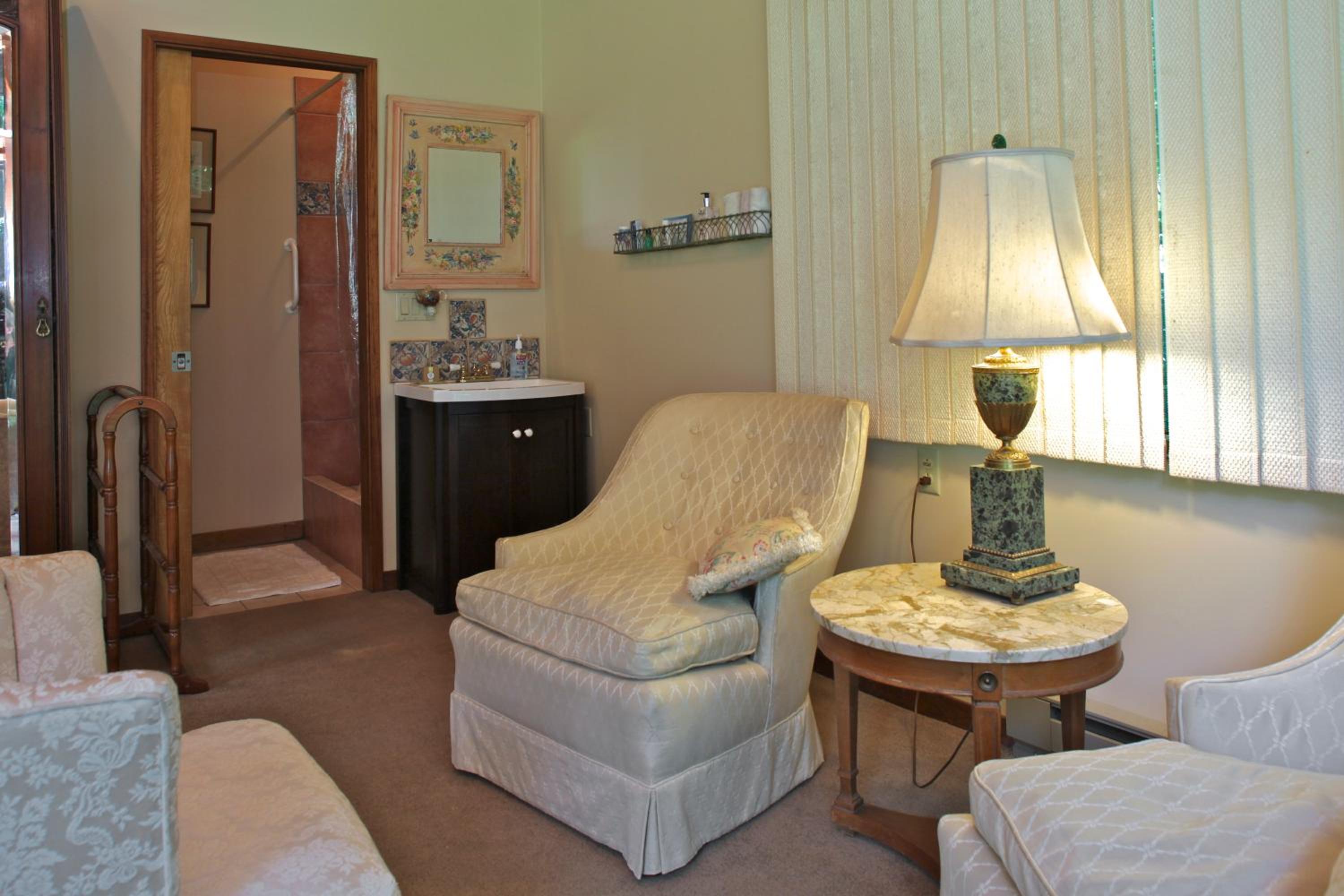 Two-Bedroom Suite photo 3