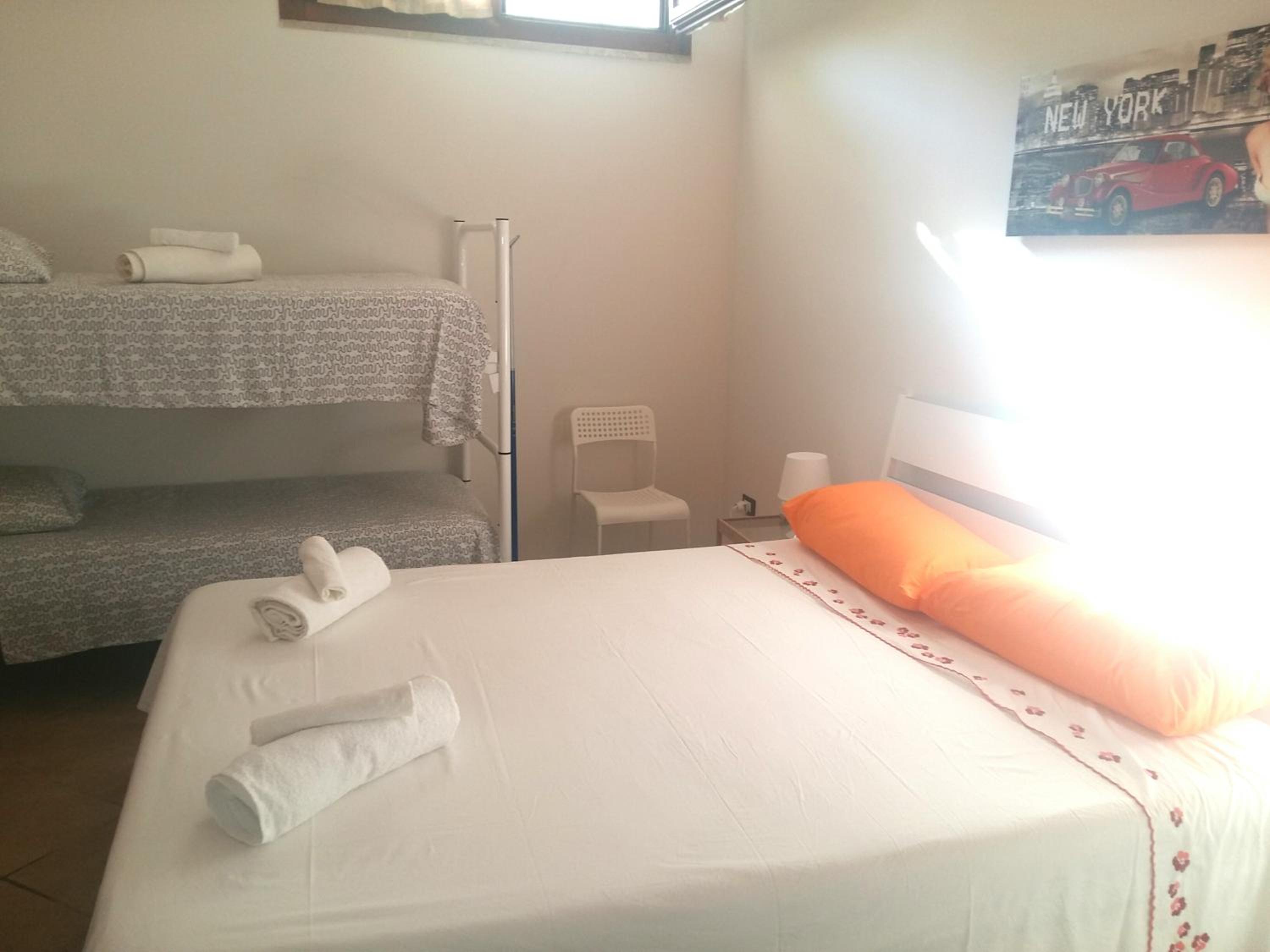 Quadruple Room - Photo 2
