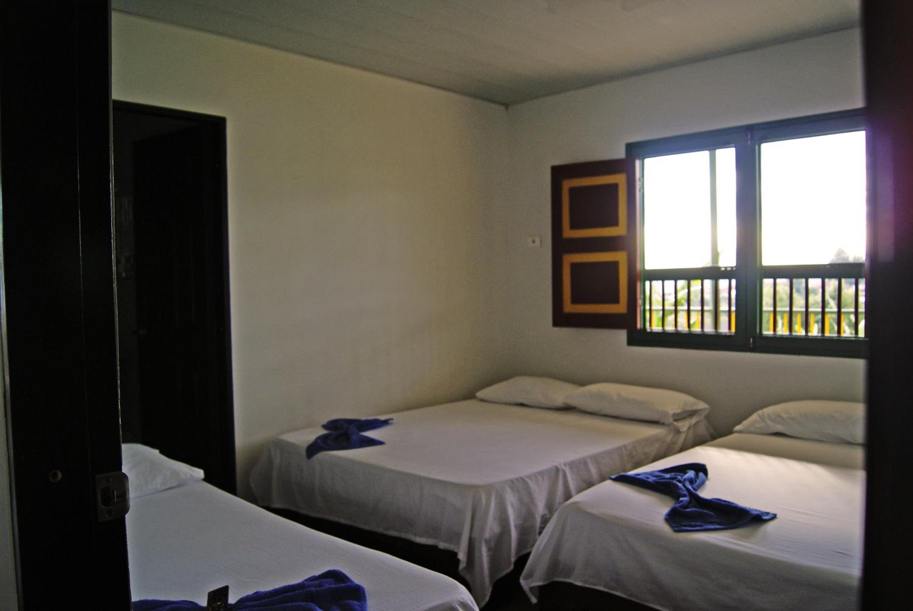 Family Room with Private Bathroom photo 1