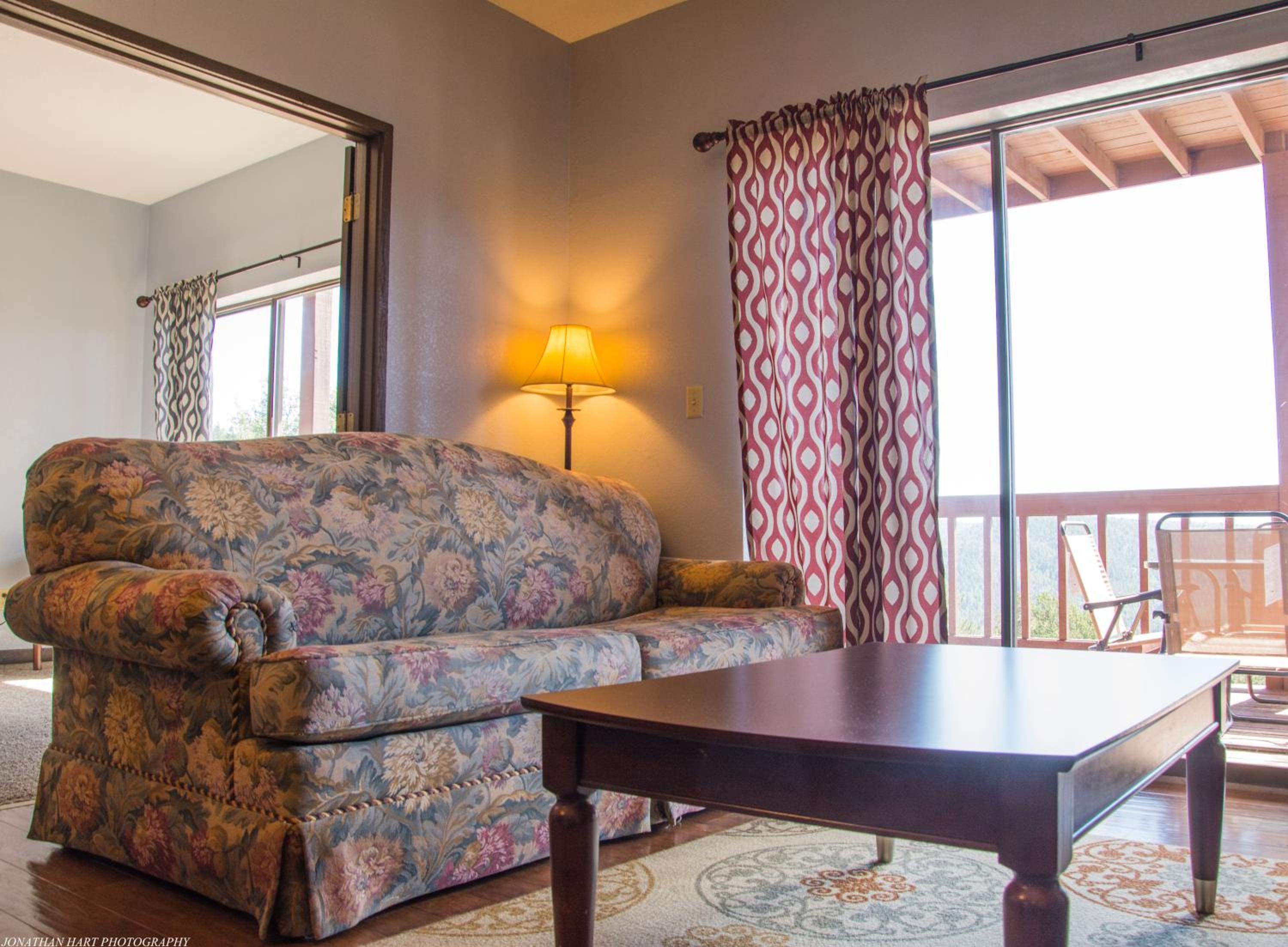 Deluxe Double Room with Balcony photo 1