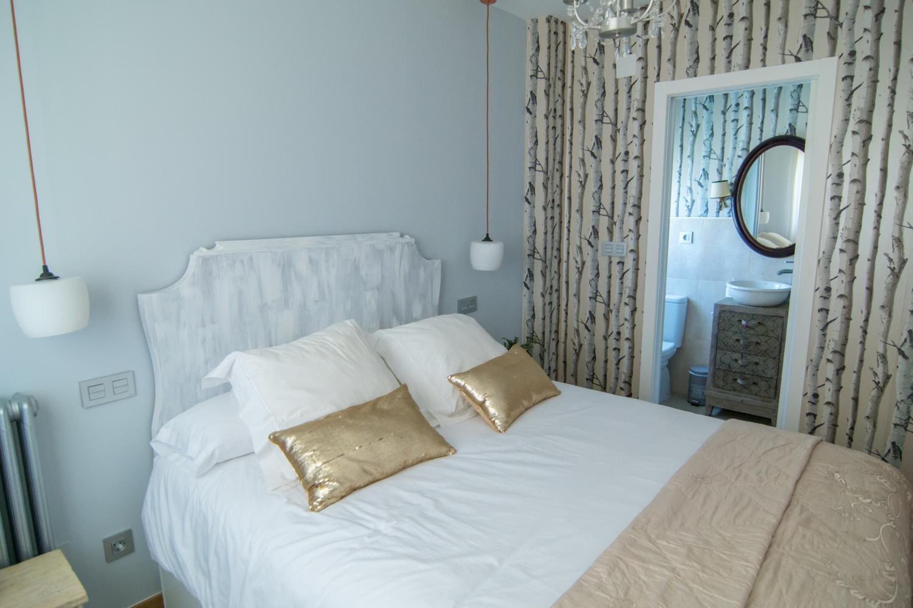 Two-Bedroom Holiday Home - Photo 13