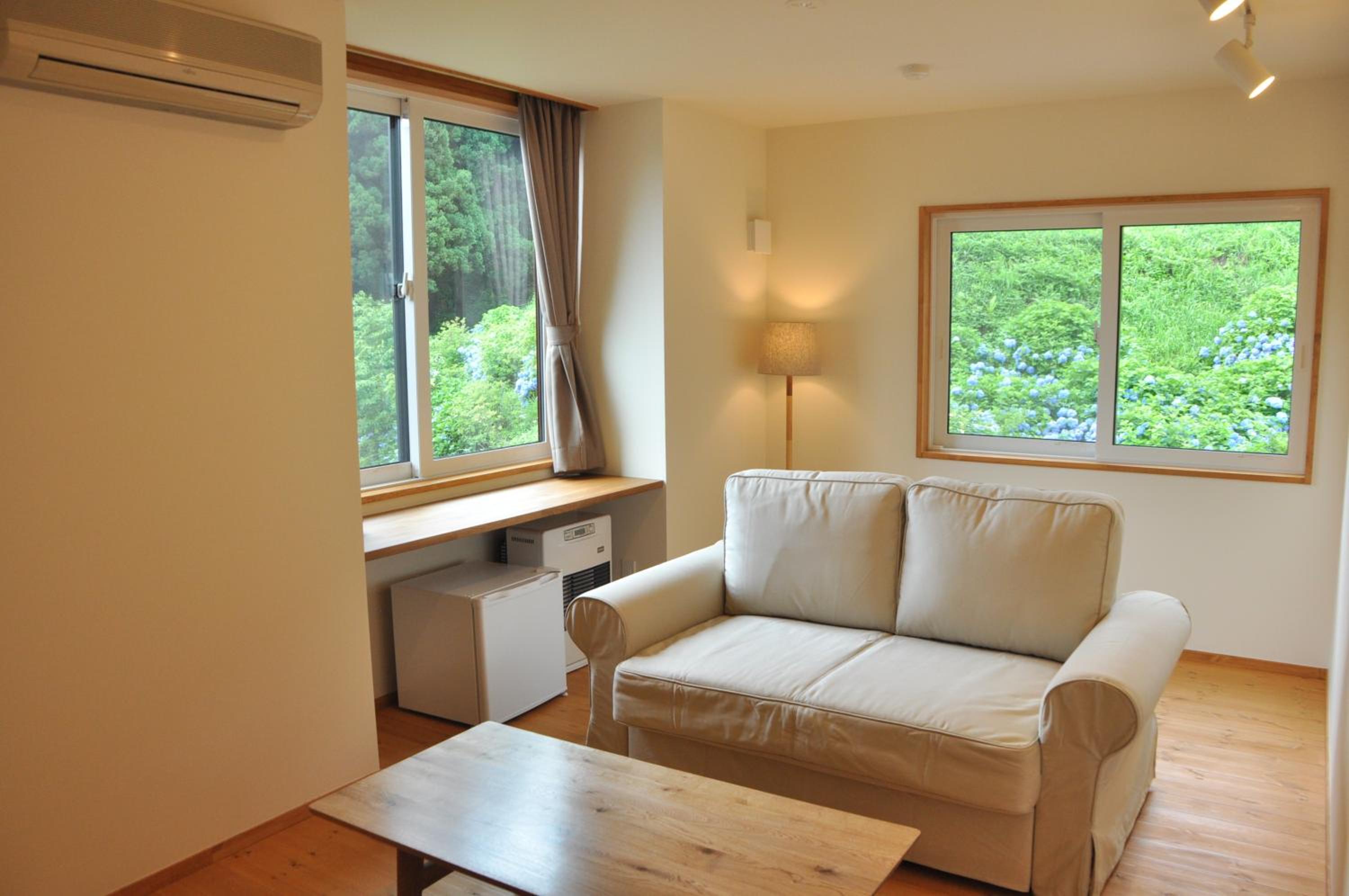 Triple Room with Shared Bathroom photo 1