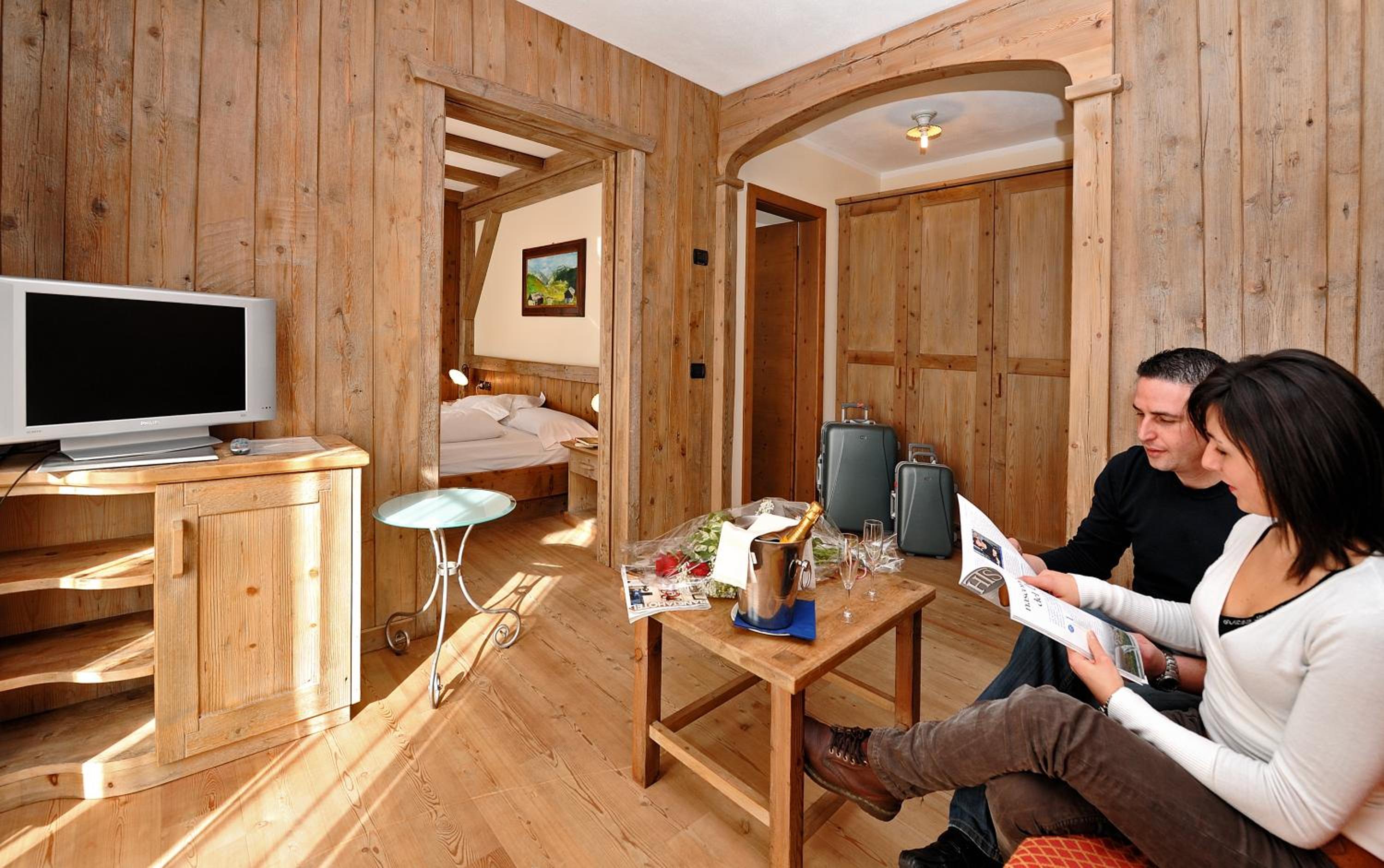 Suite (2 Adults + 2 Children) - Photo 6