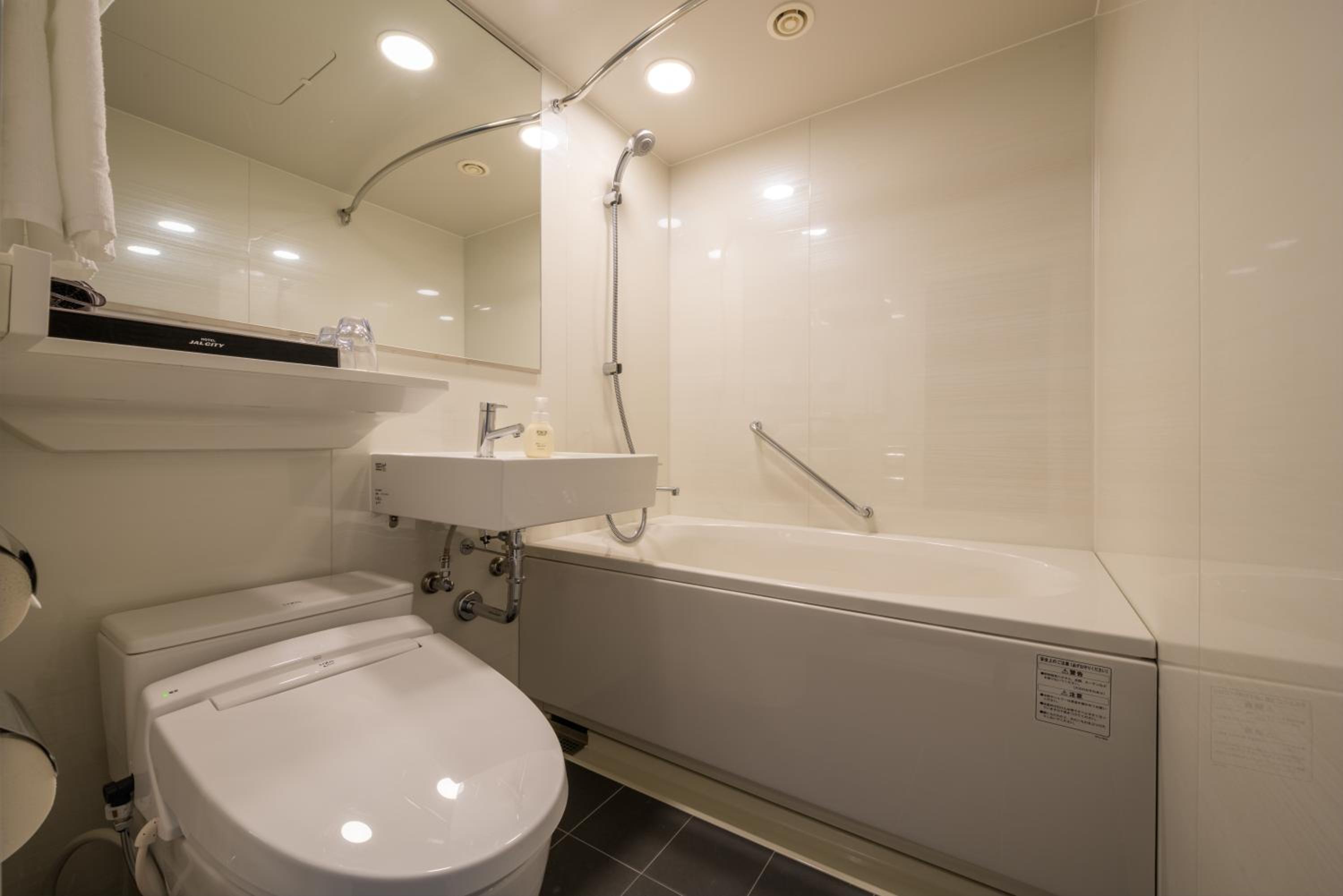 Standard Double Room - Non-Smoking - Photo 5