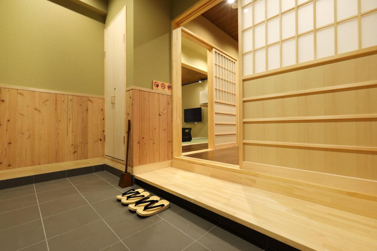 Japanese-Style Town House - Photo 1