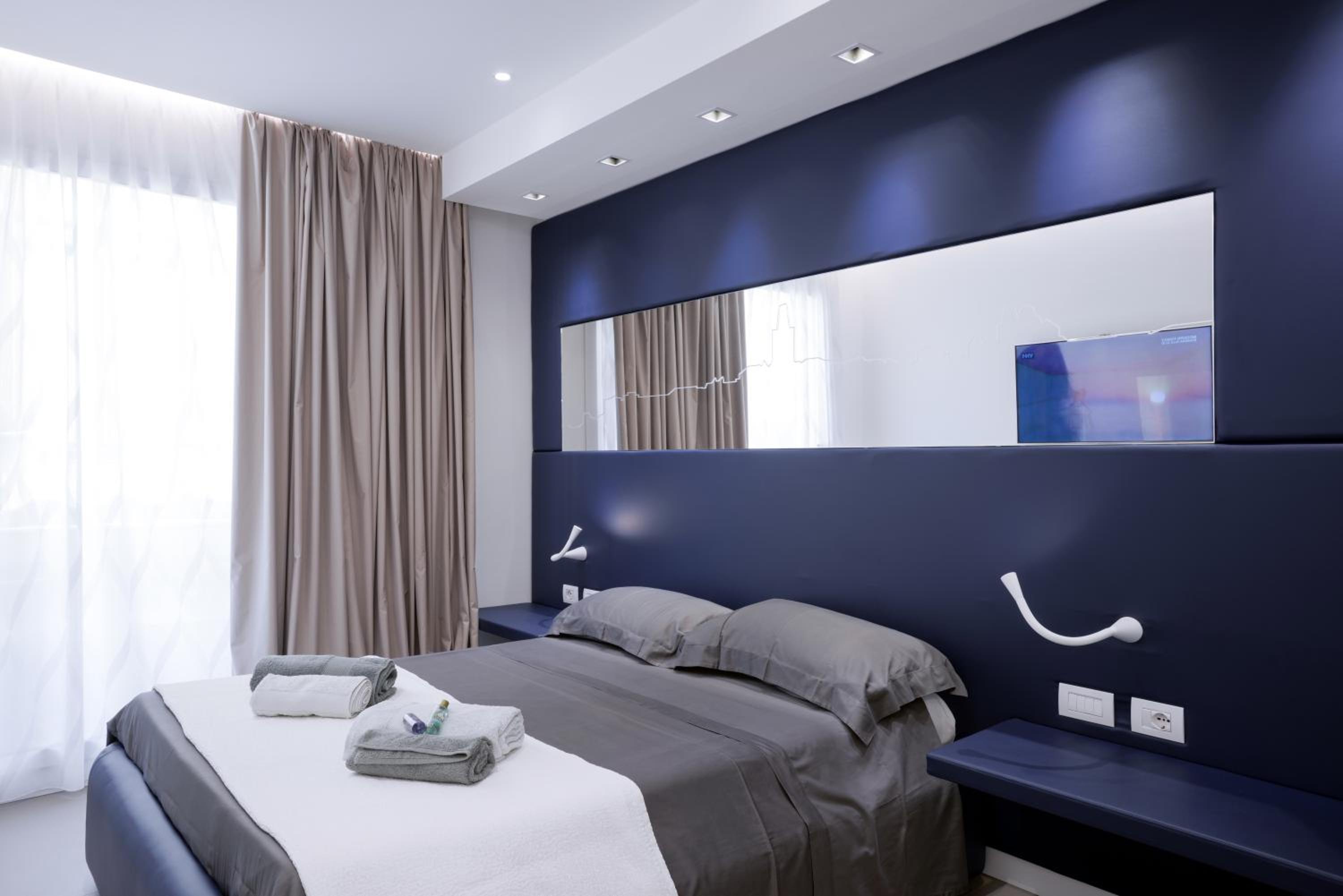 Superior Double Room - Photo 3