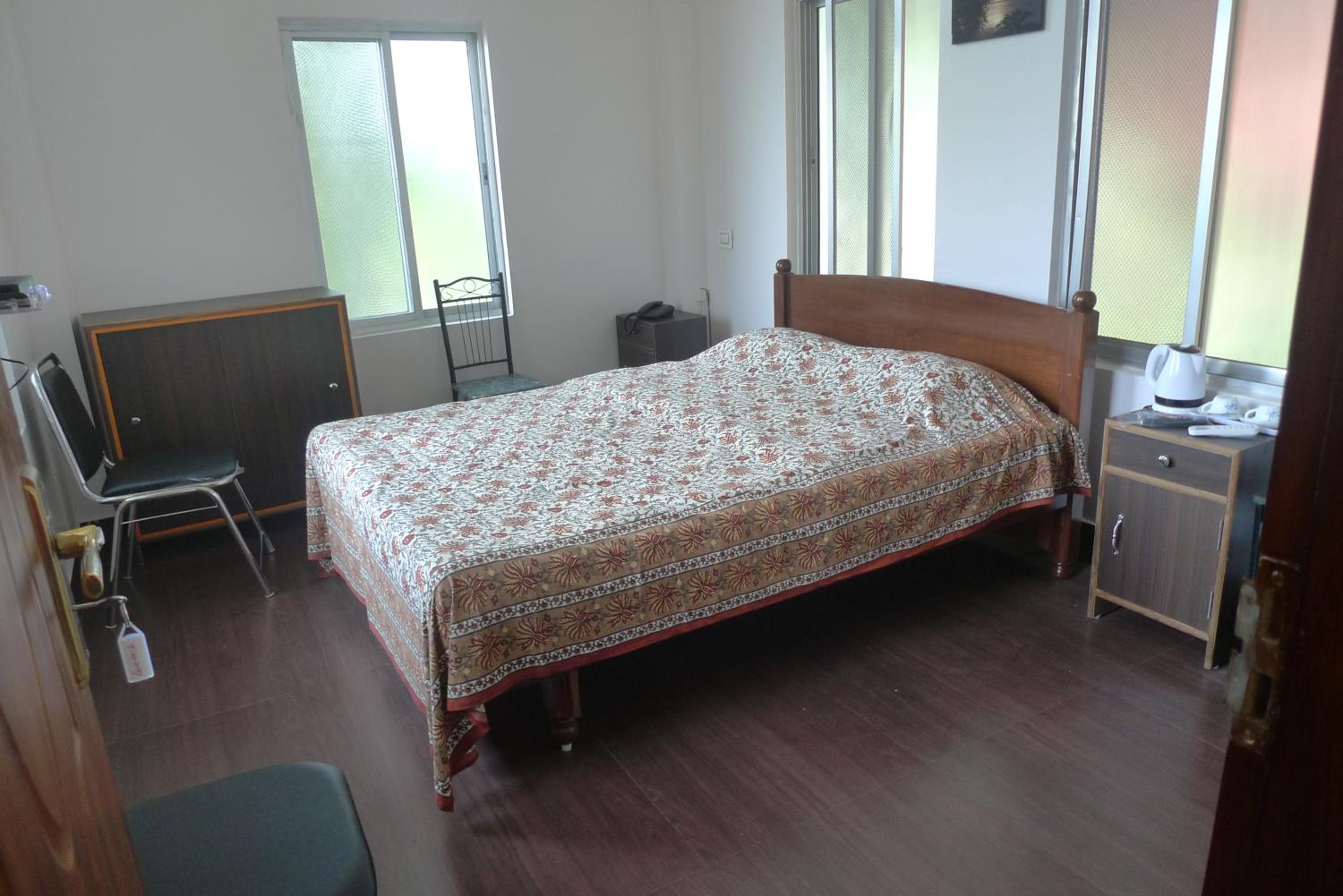Deluxe Double Room (2 Adults + 1 Child)