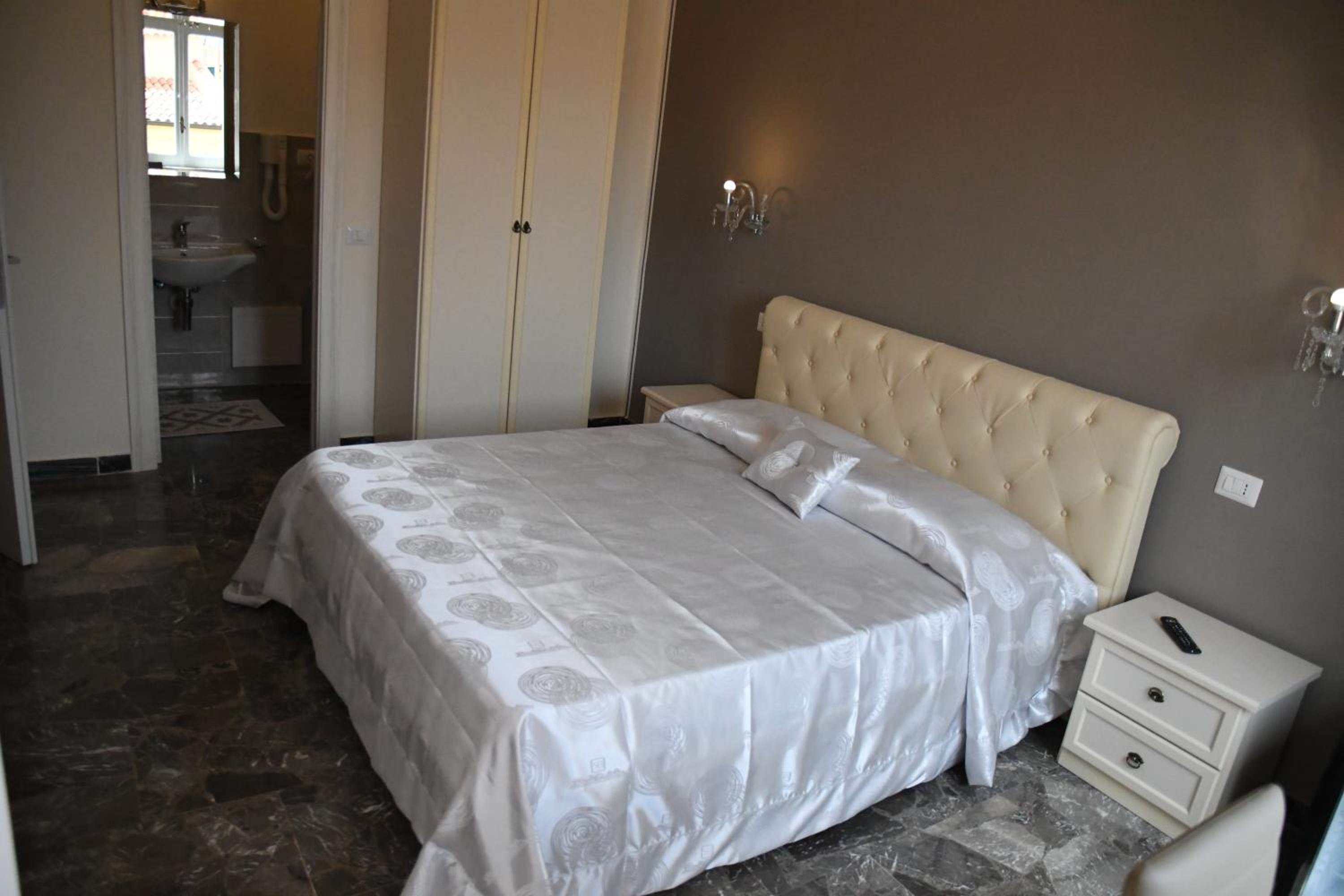 Deluxe Room photo 2