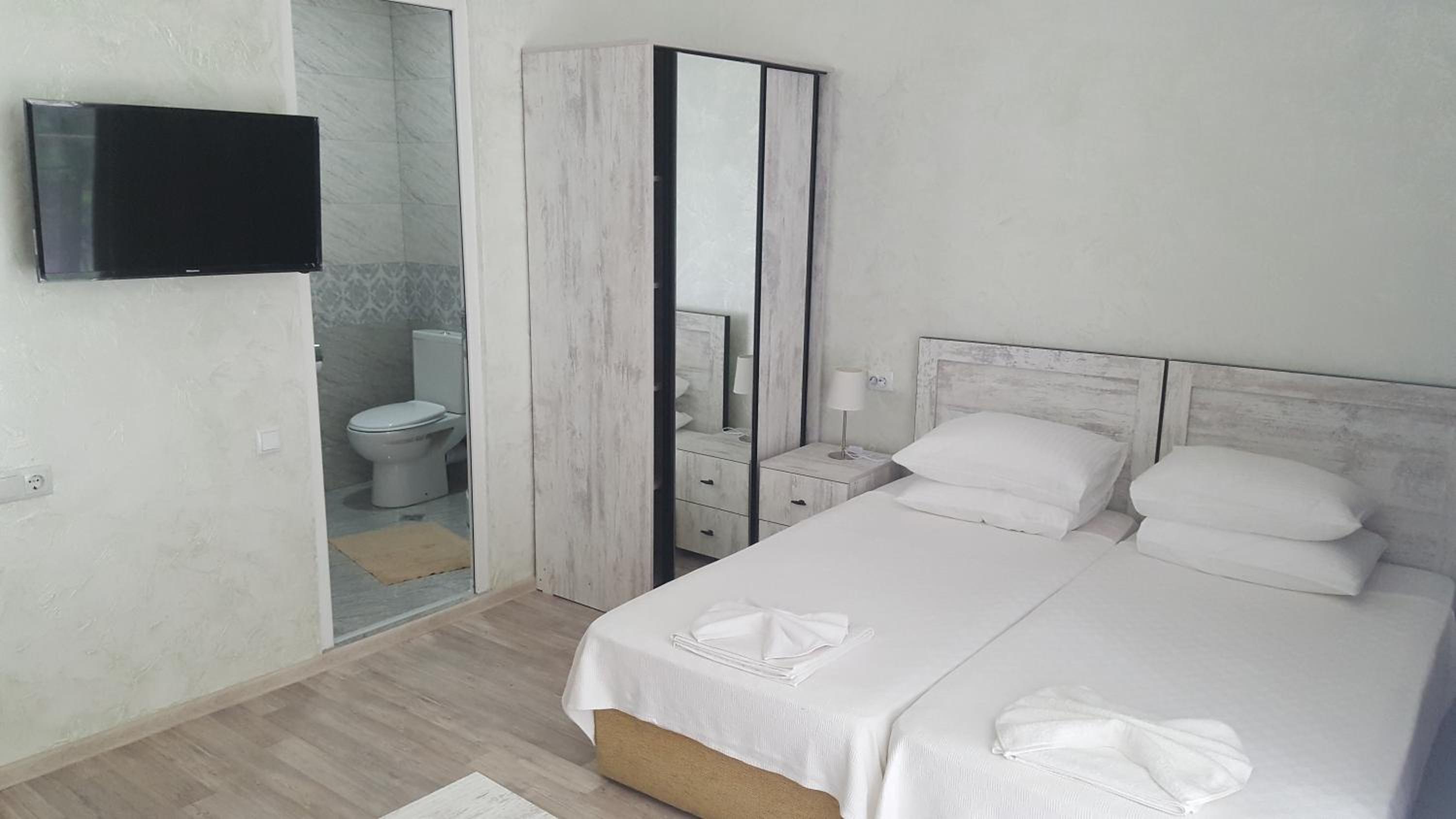 Superior Twin Room with Garden View photo 1