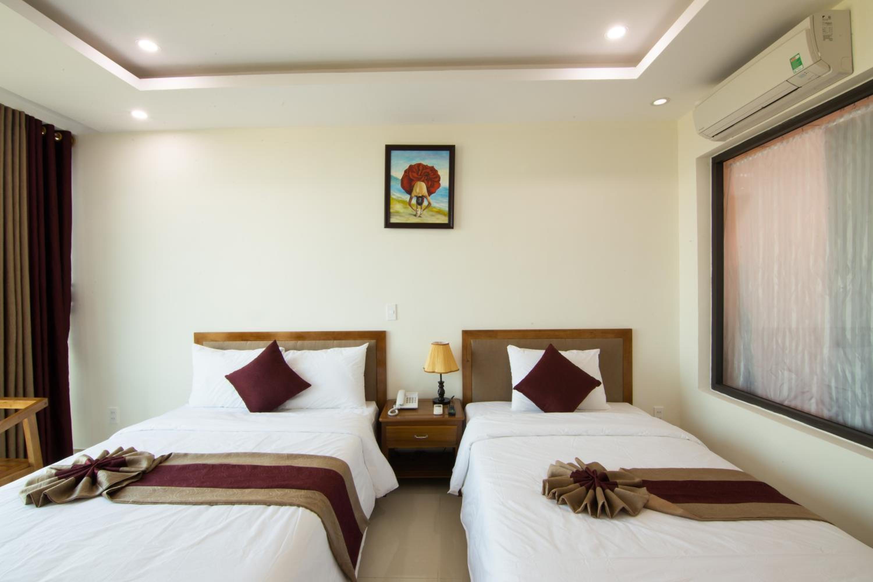 Deluxe Twin Room with Sea View photo 1