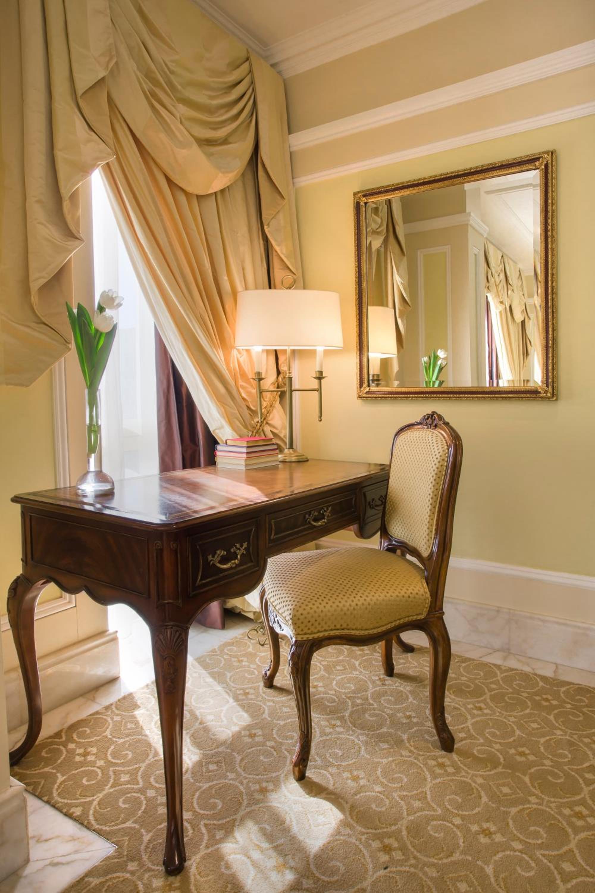 Deluxe Sea View Room - Photo 3