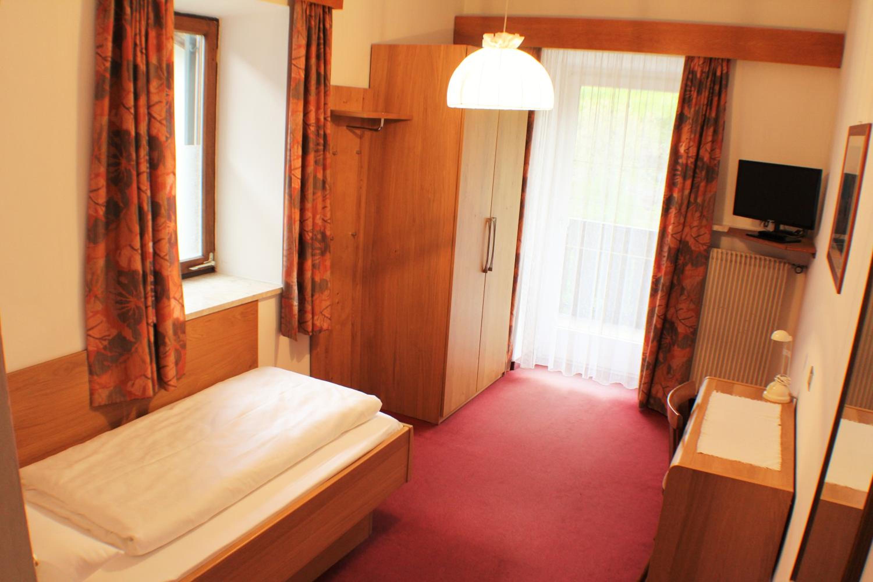 Single Room photo 1