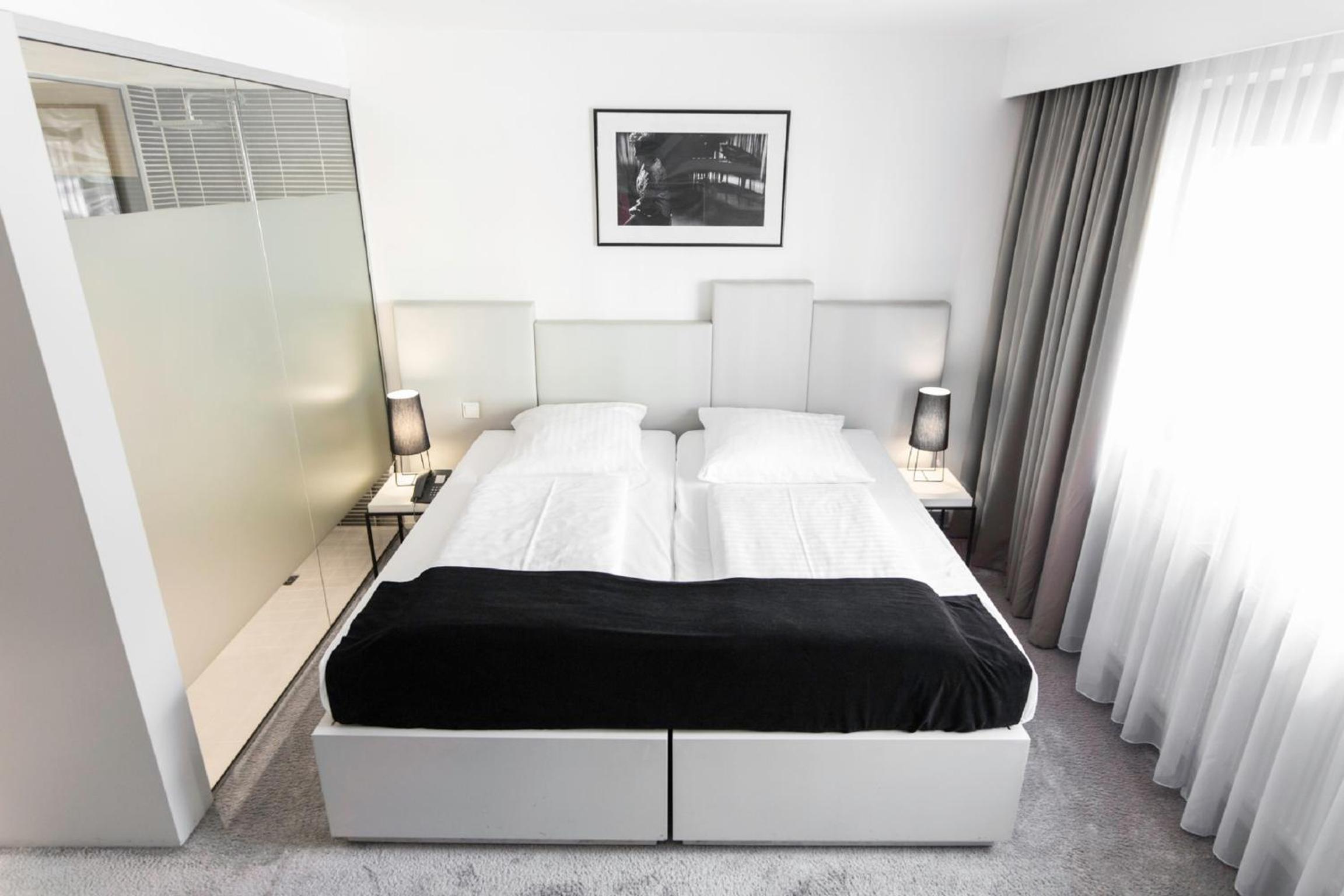 Double Room - Photo 1