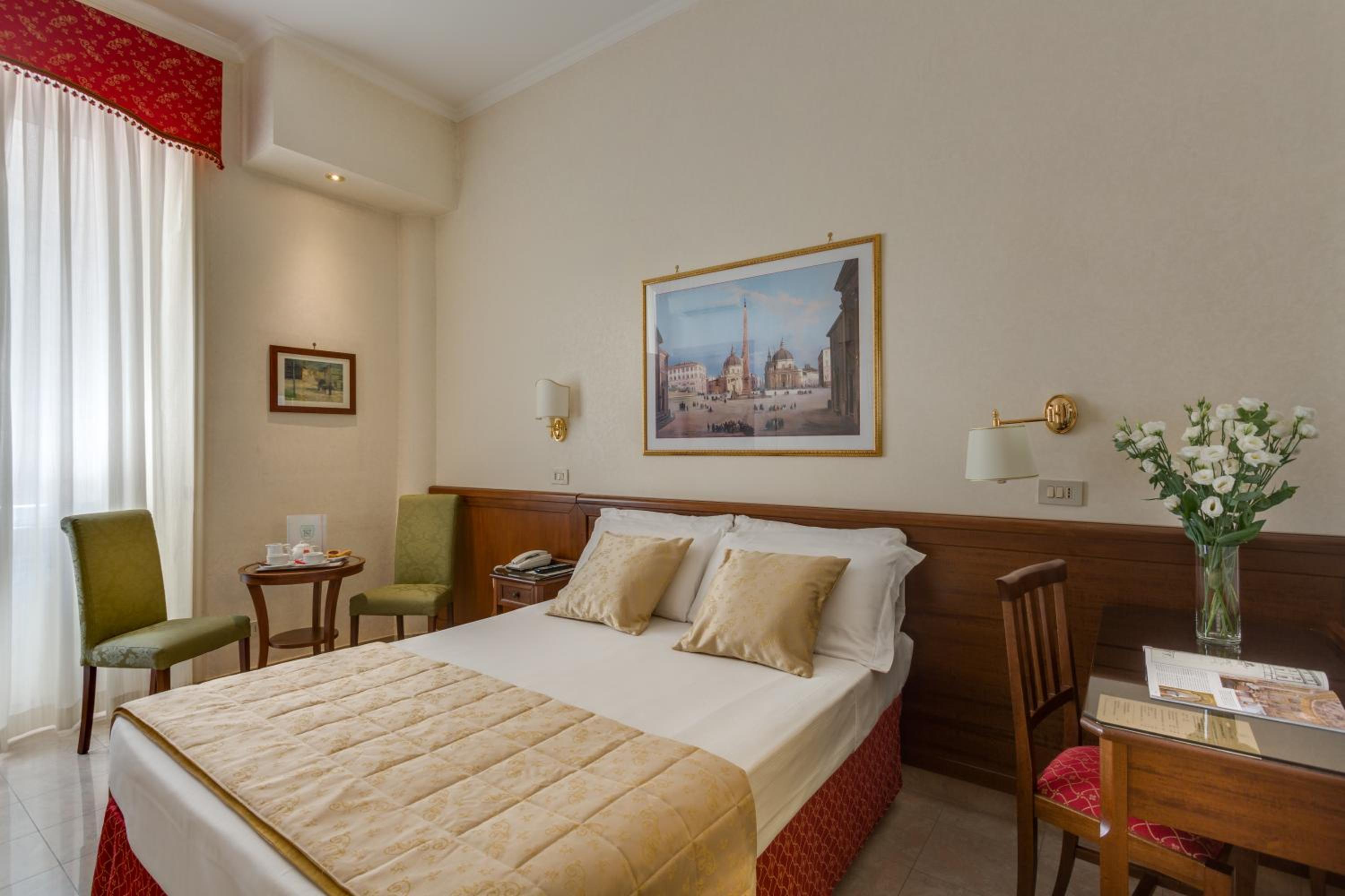 Double or Twin Room photo 3