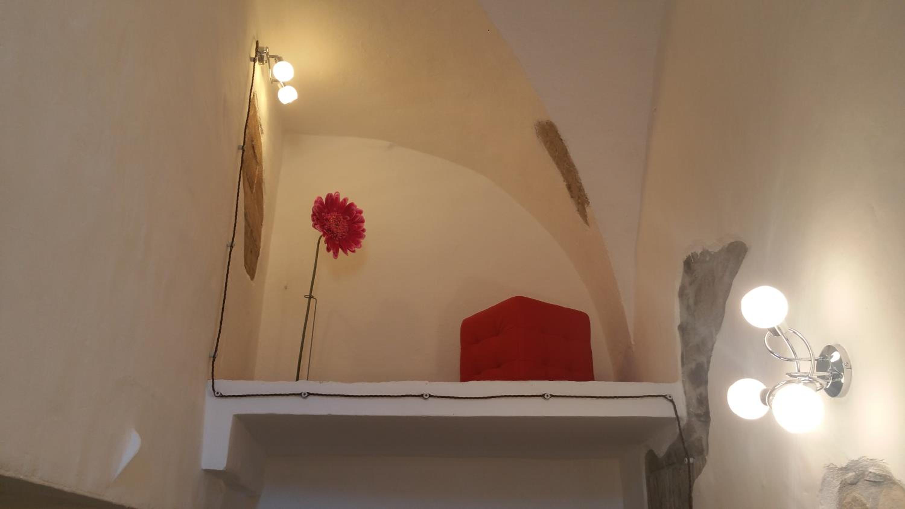 Two-Bedroom Apartment - Photo 22