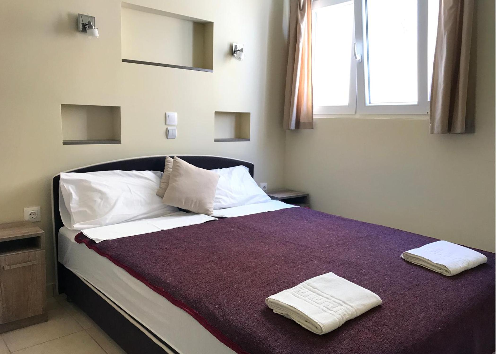 Two-Bedroom Deluxe Apartment with Balcony