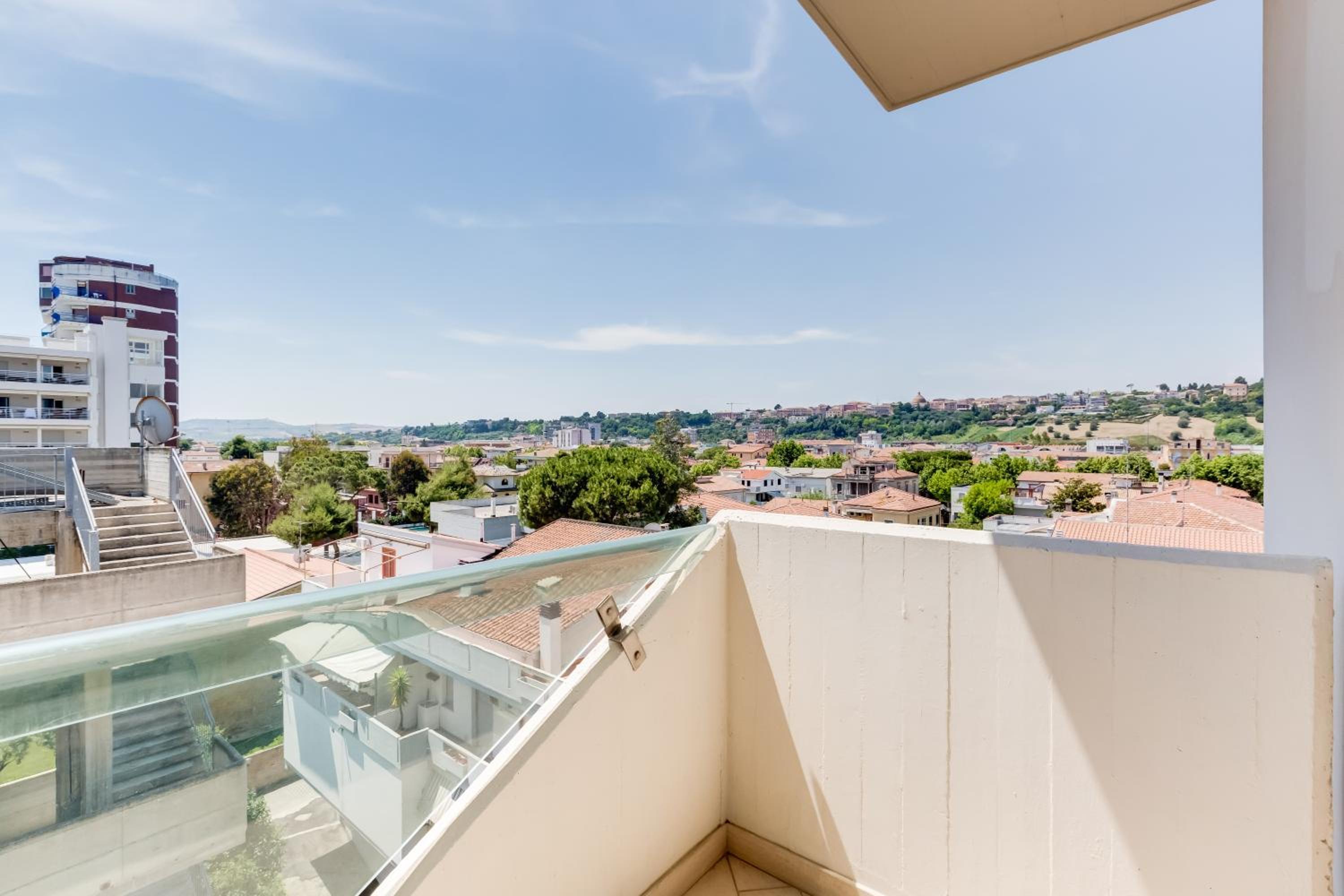 Superior Triple Room with Sea View photo 3