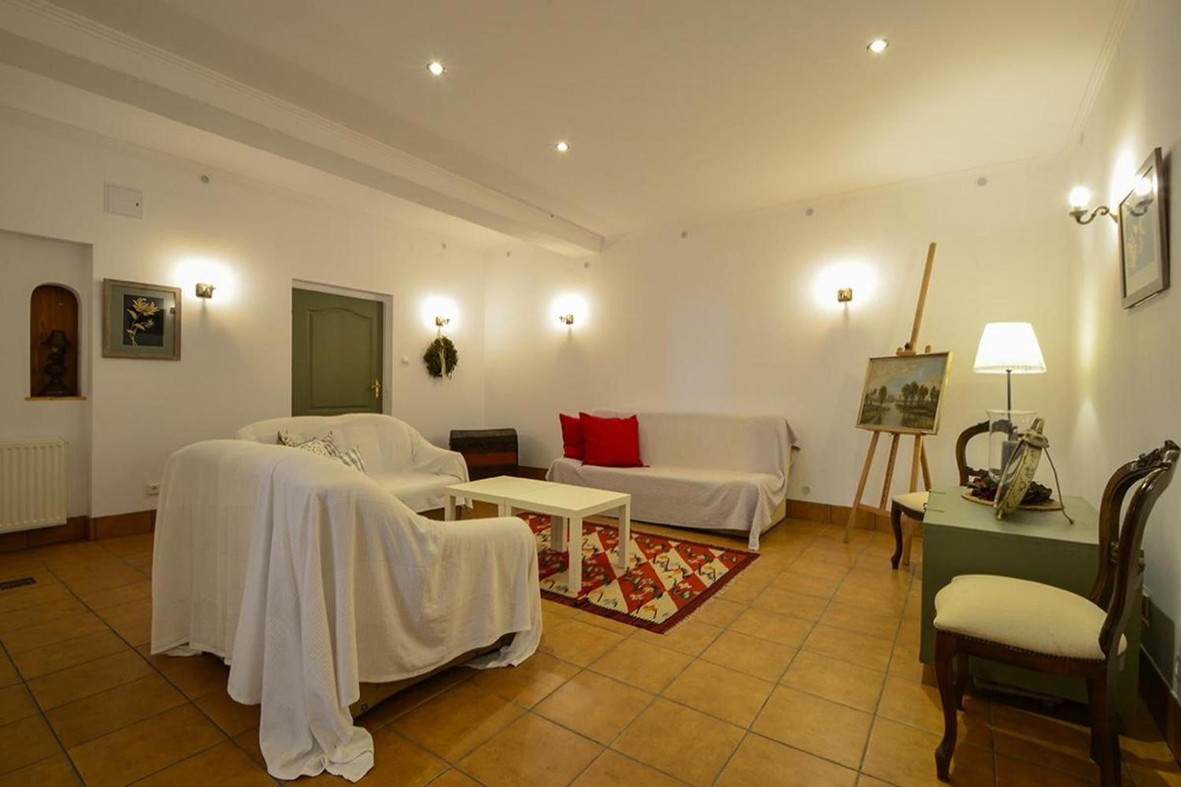 Triple Room - Photo 10
