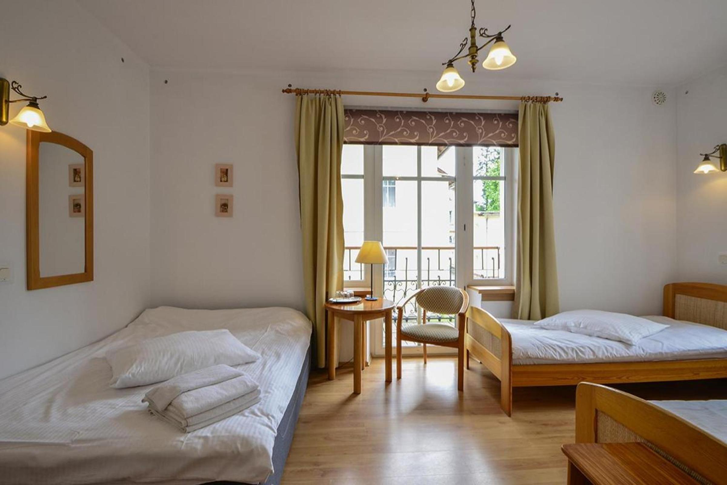 Triple Room - Photo 18