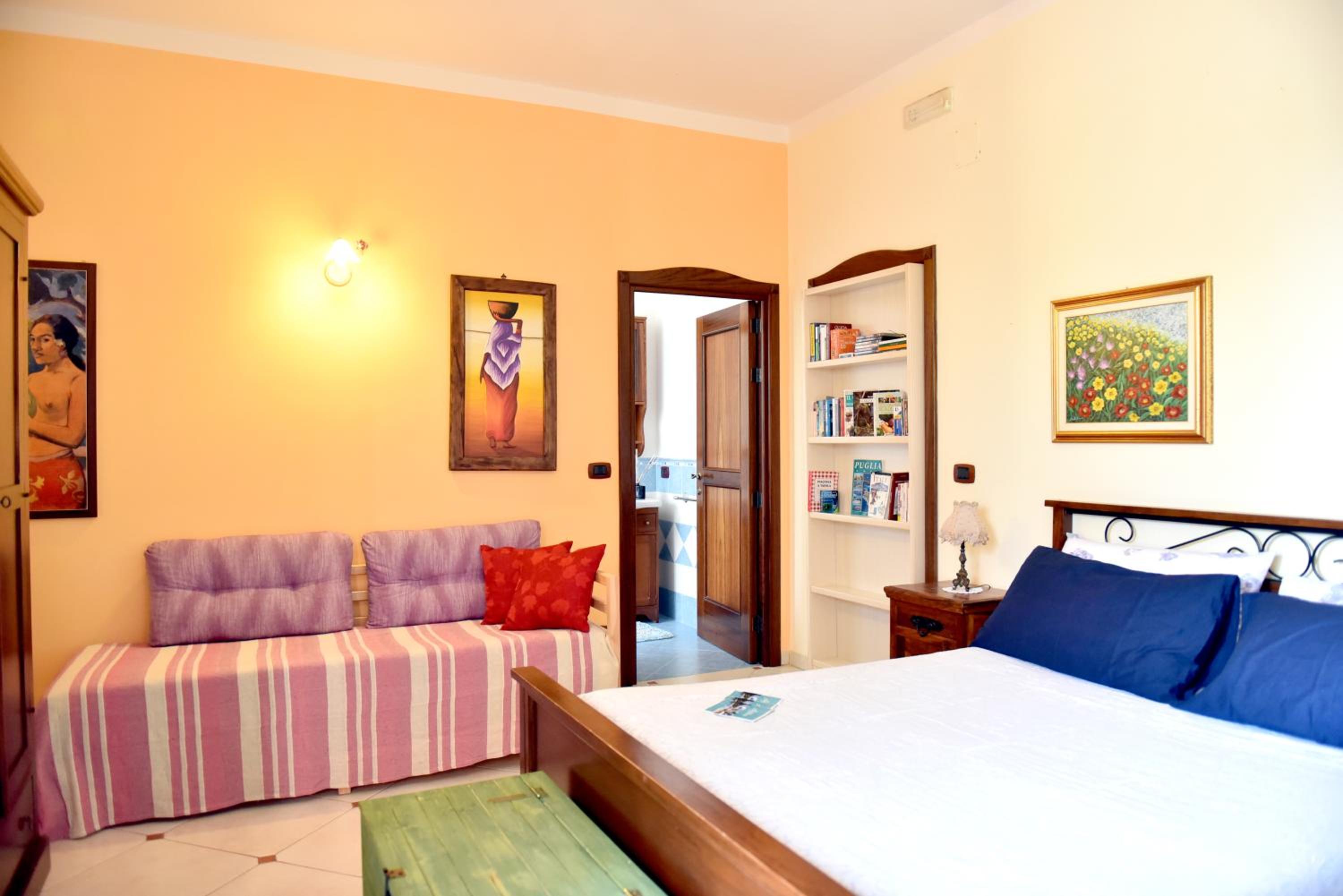 Deluxe Double Room (2 Adults + 1 Child)