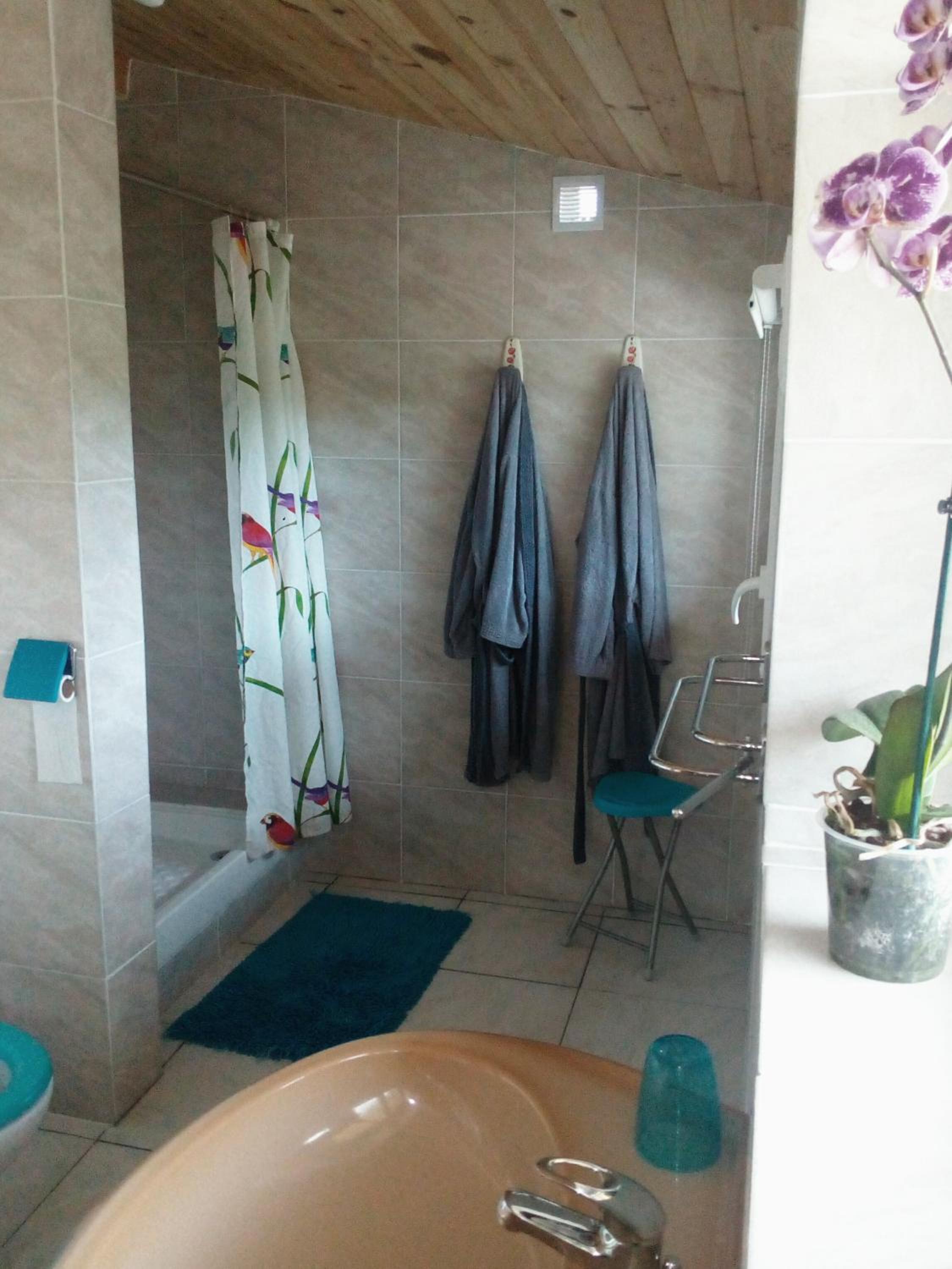 Double Room - Photo 2