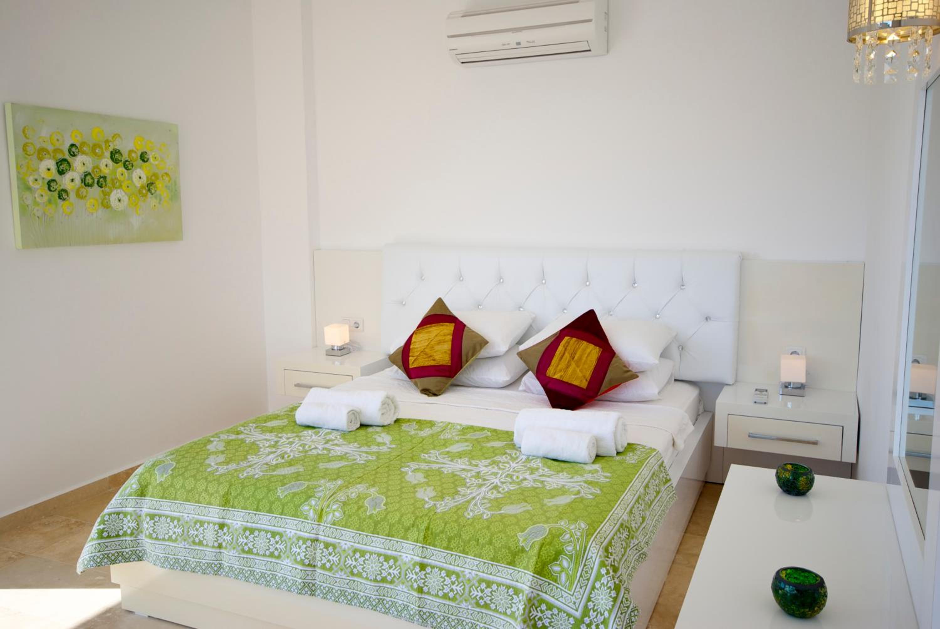 Deluxe Villa