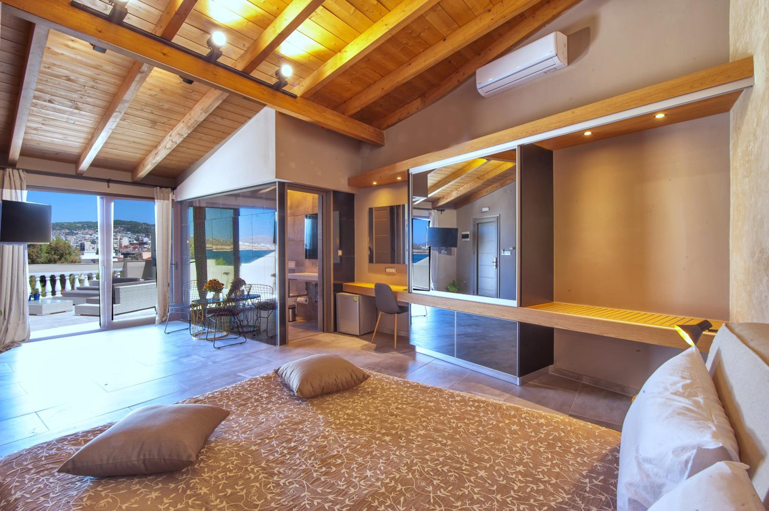 Superior Suite with Terrace and Sea View
