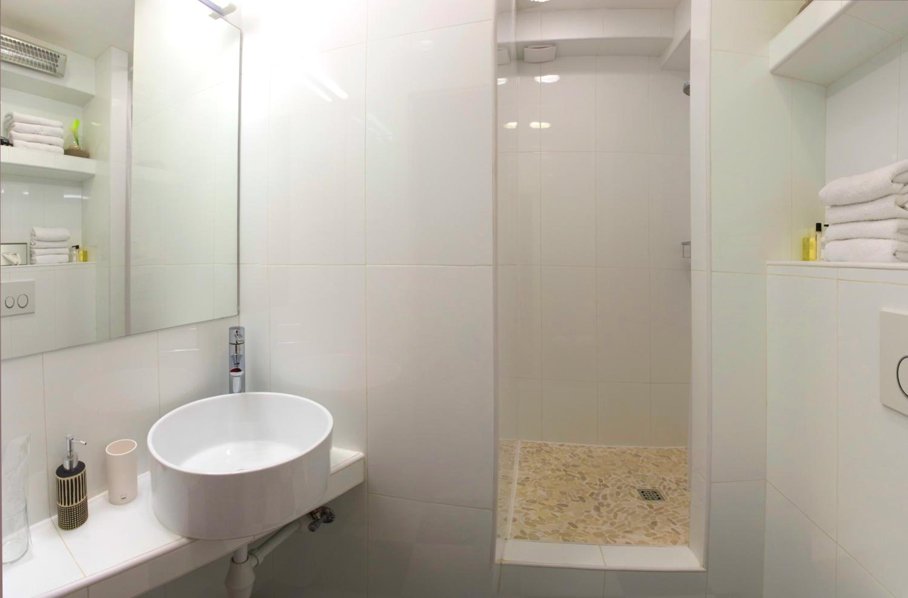 Comfort Quadruple Room - Photo 5