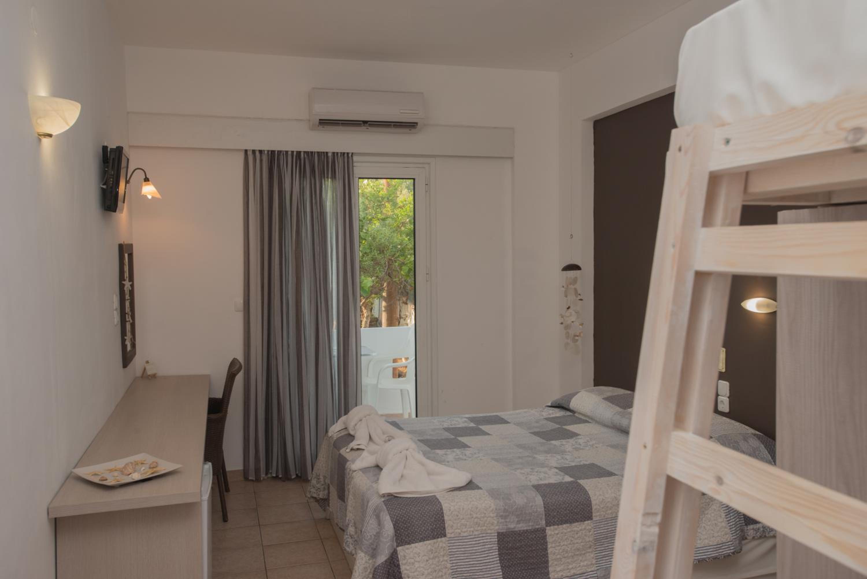 Triple Room photo 3