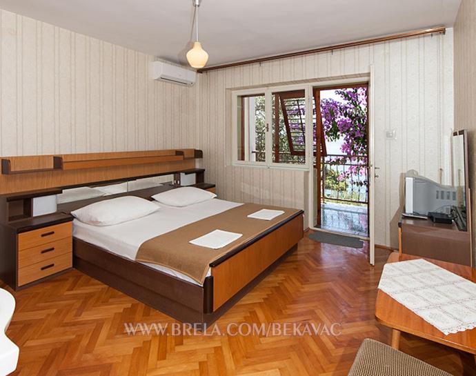 Two-Bedroom Apartment with Sea View photo 2