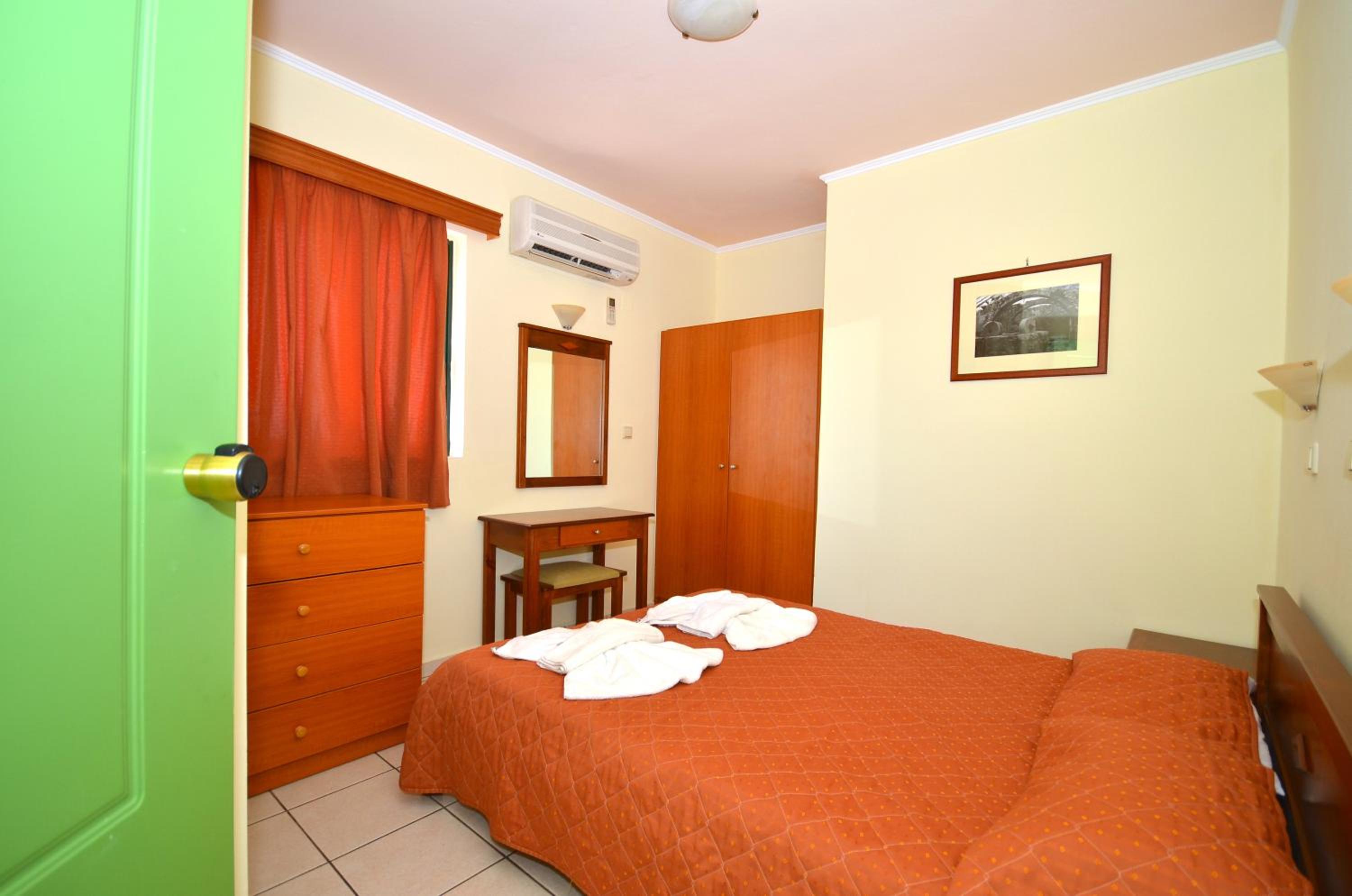 Family Apartment (3 Adults)