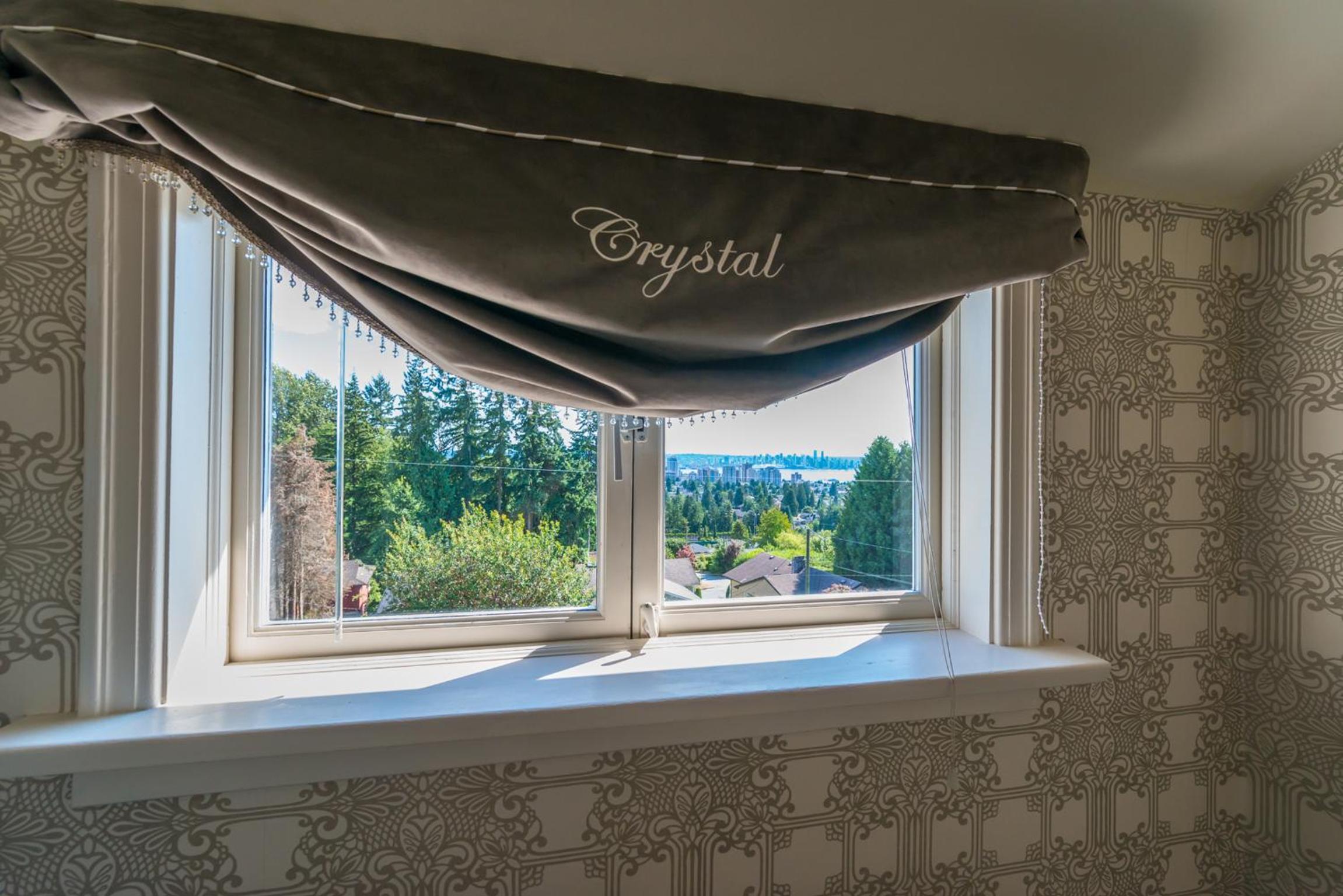 Queen Suite with Ocean View photo 3