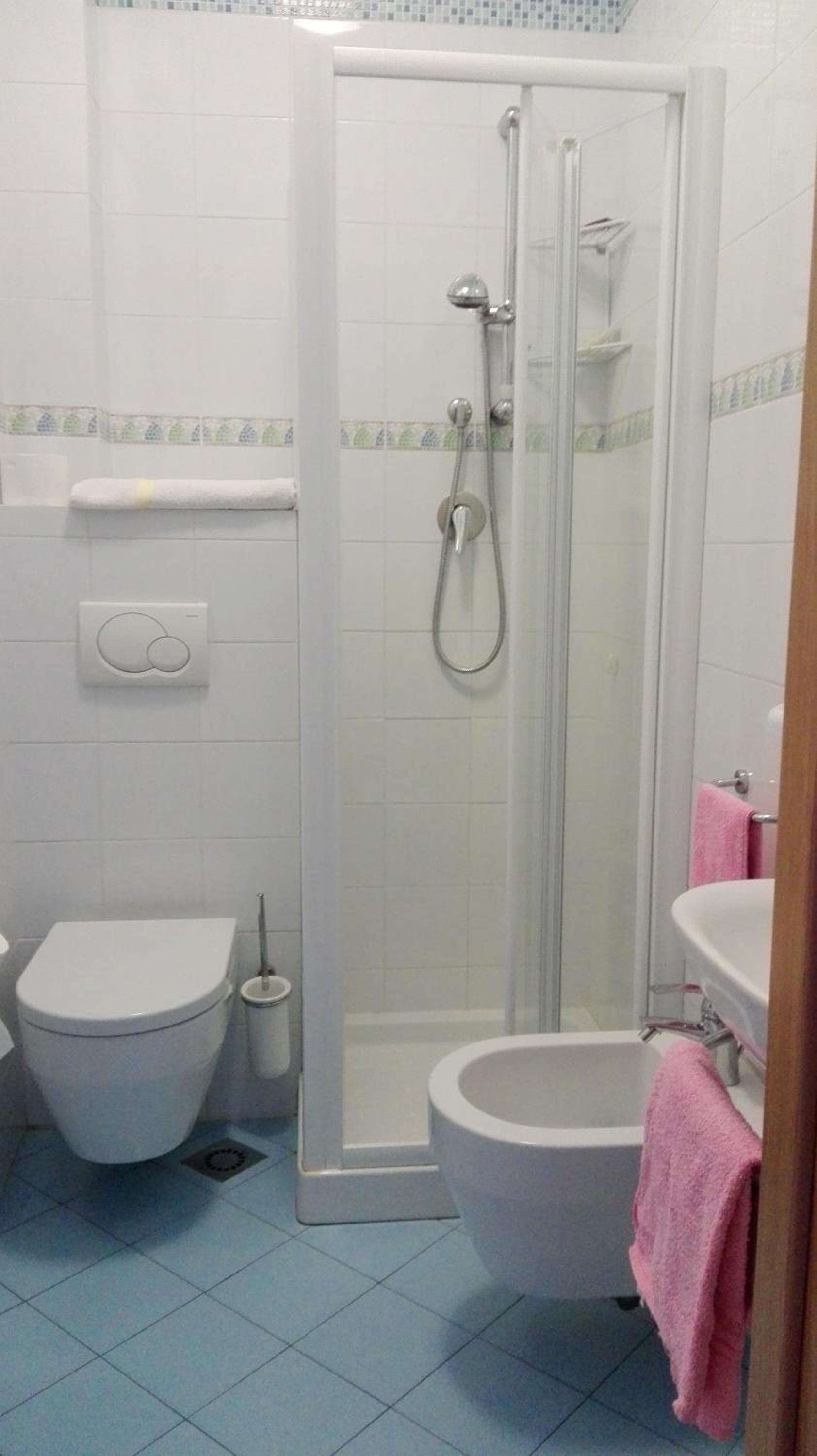 Double or Twin Room photo 2