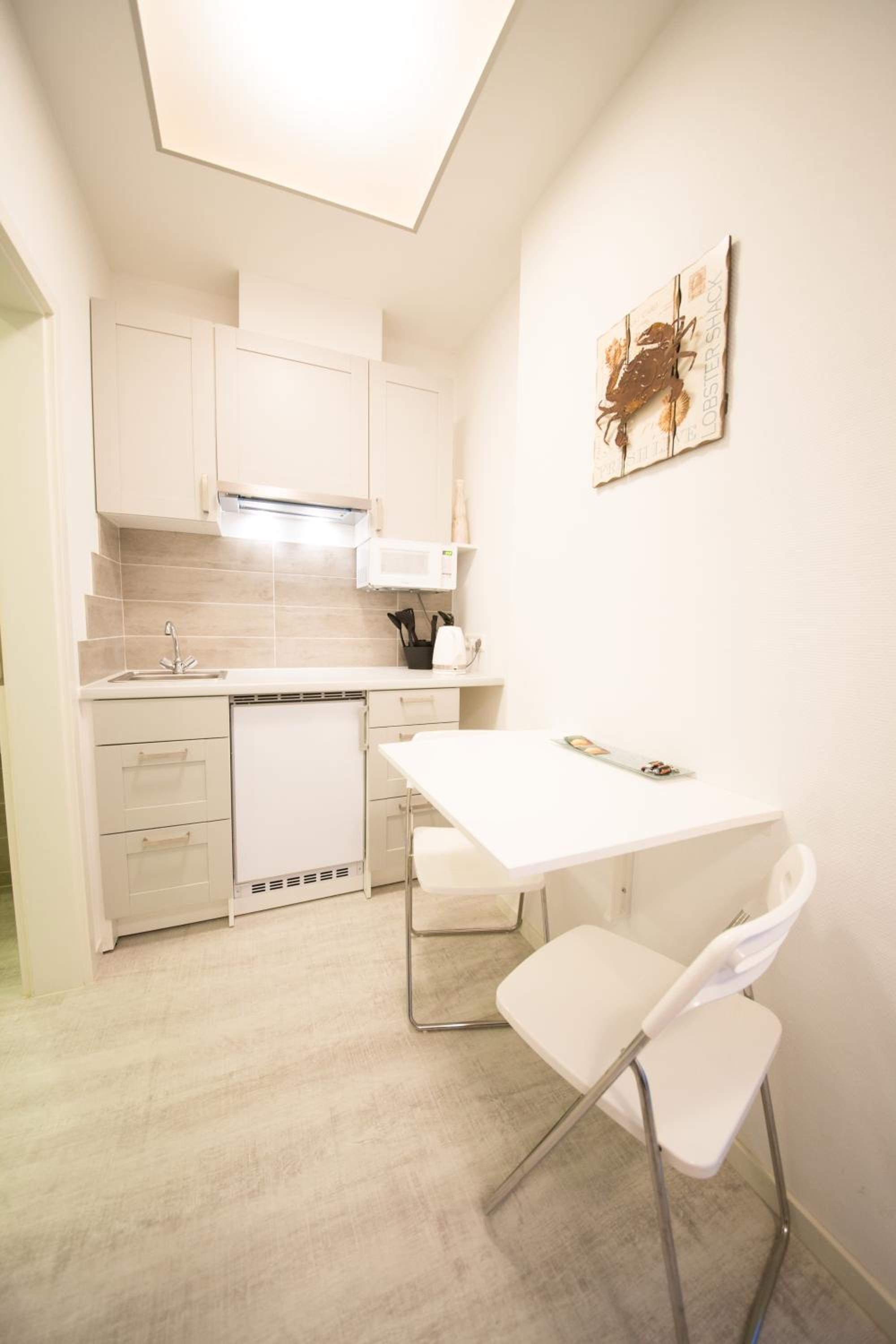 Apartment - Photo 6