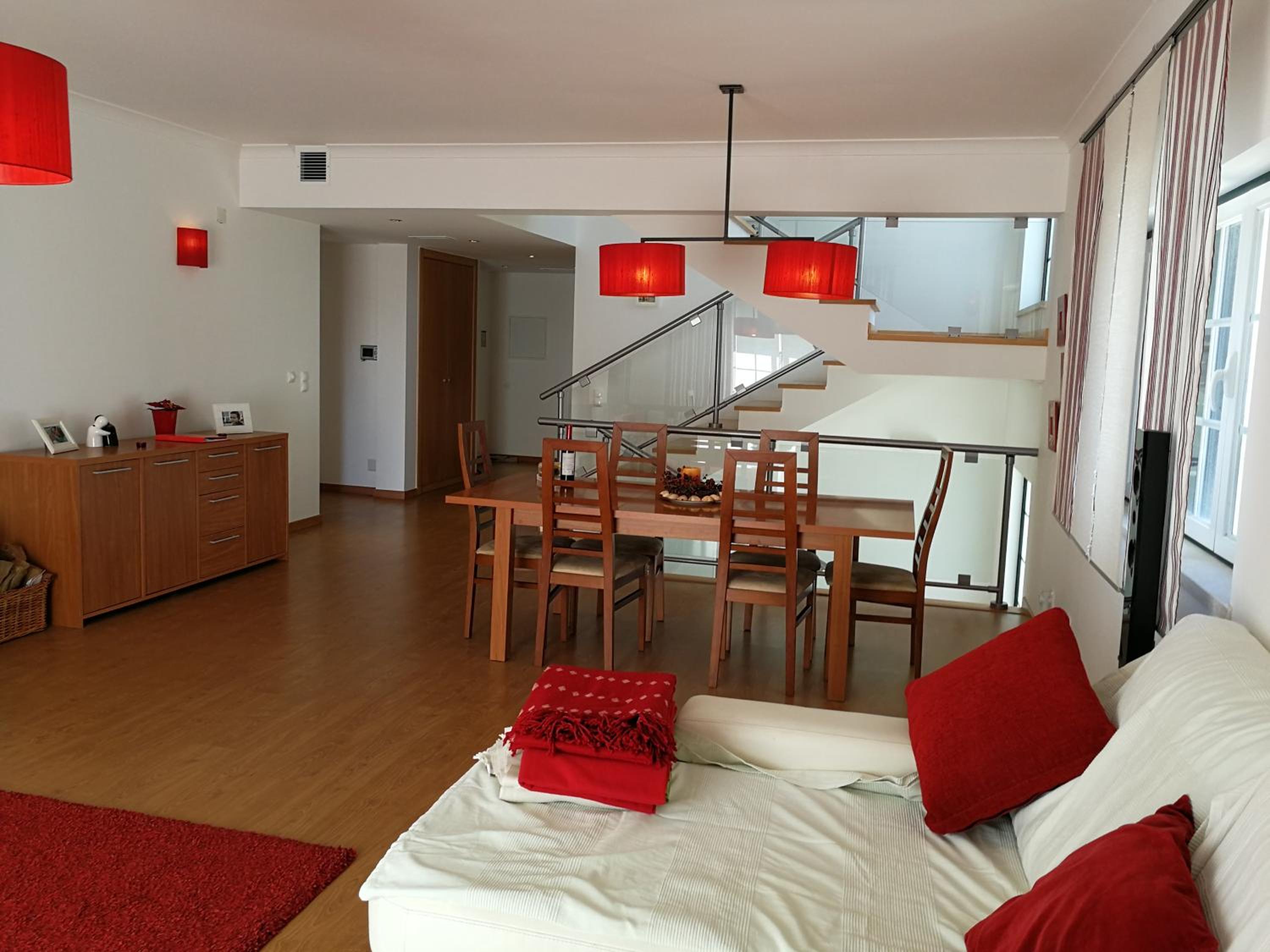 Four-Bedroom House photo 2