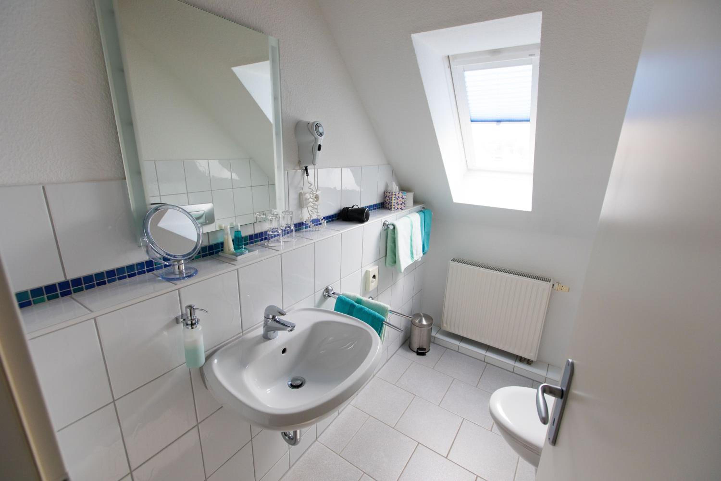 Double Room - Photo 5