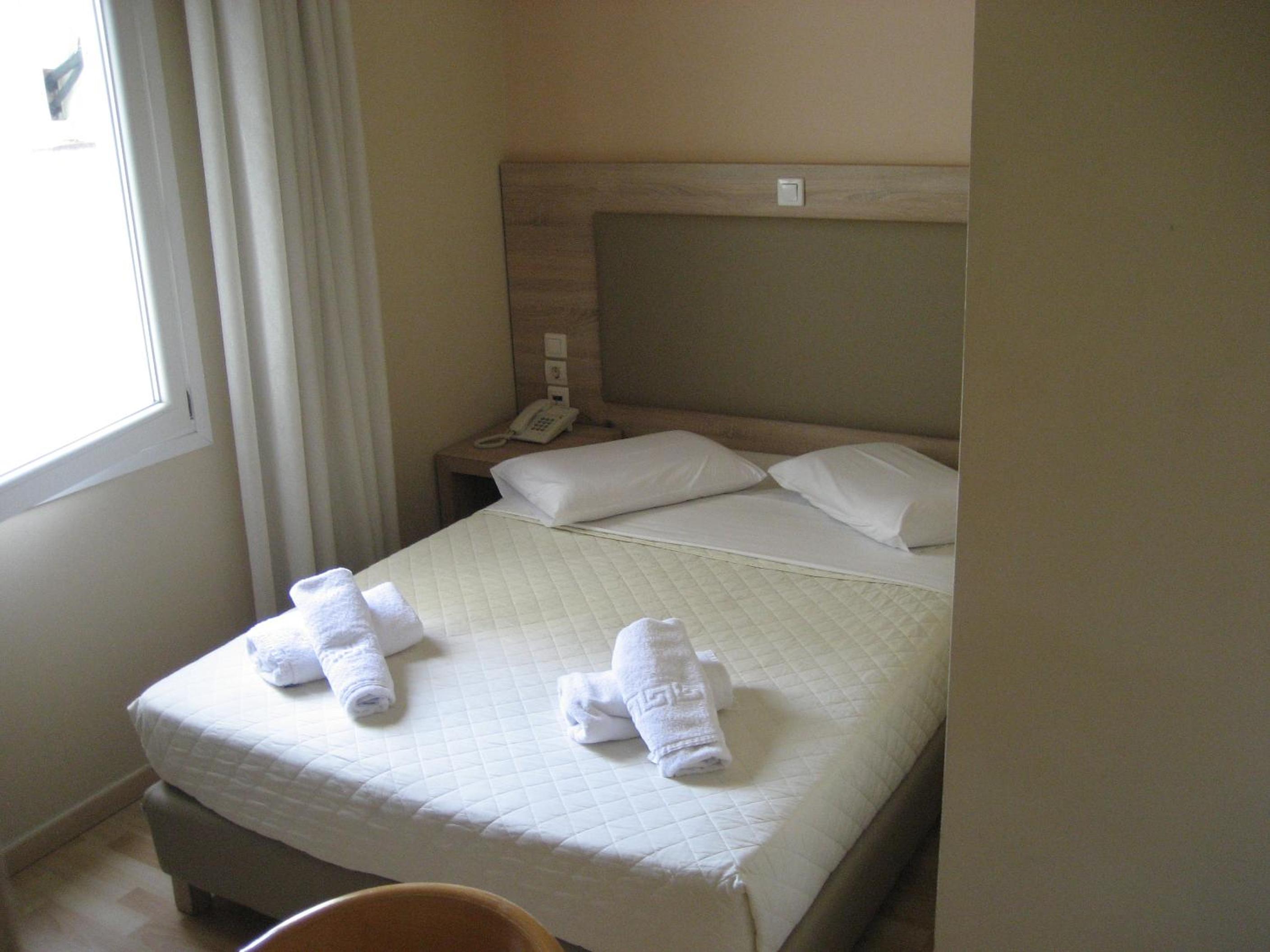 Economy Double Room photo 1