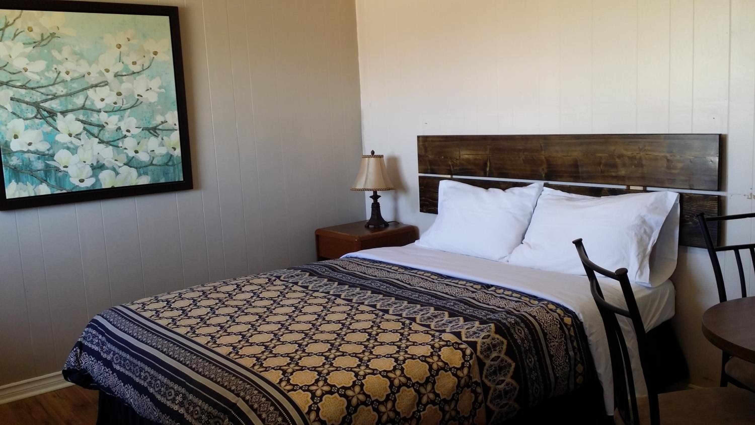 Superior Queen Room with Two Queen Beds photo 3