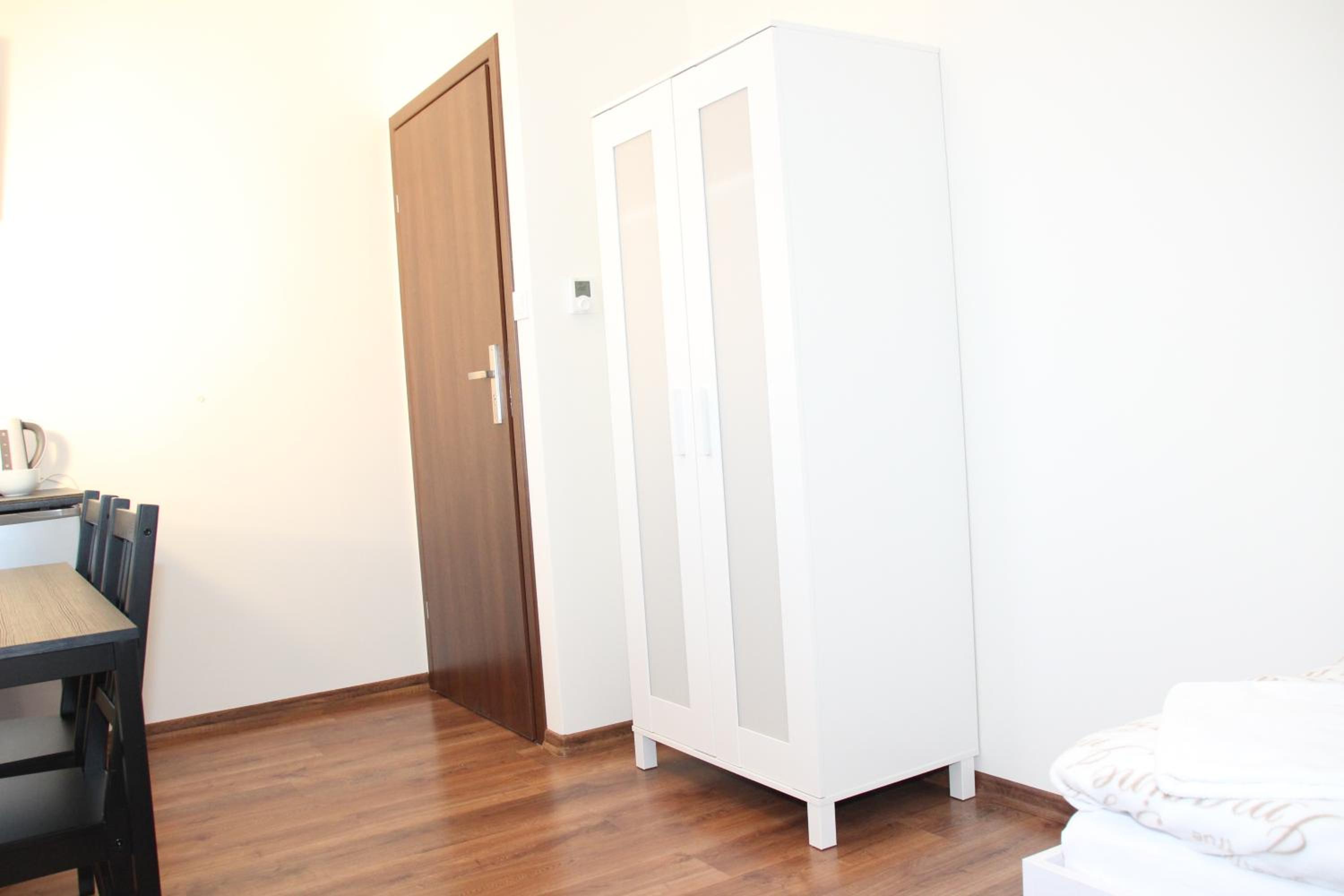 Standard Double Room with Shared Bathroom photo 1