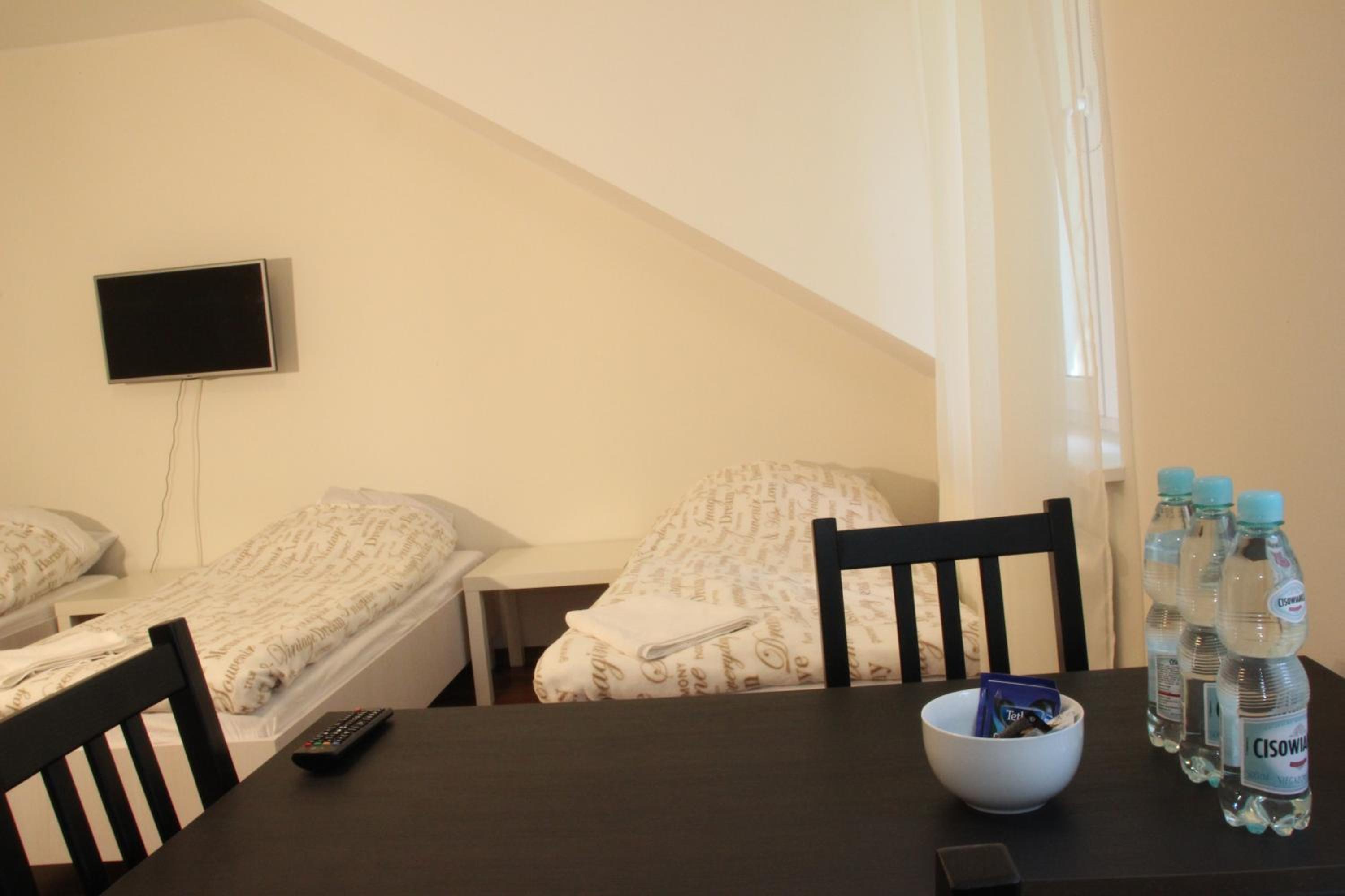 Triple Room with Shared Bathroom photo 3