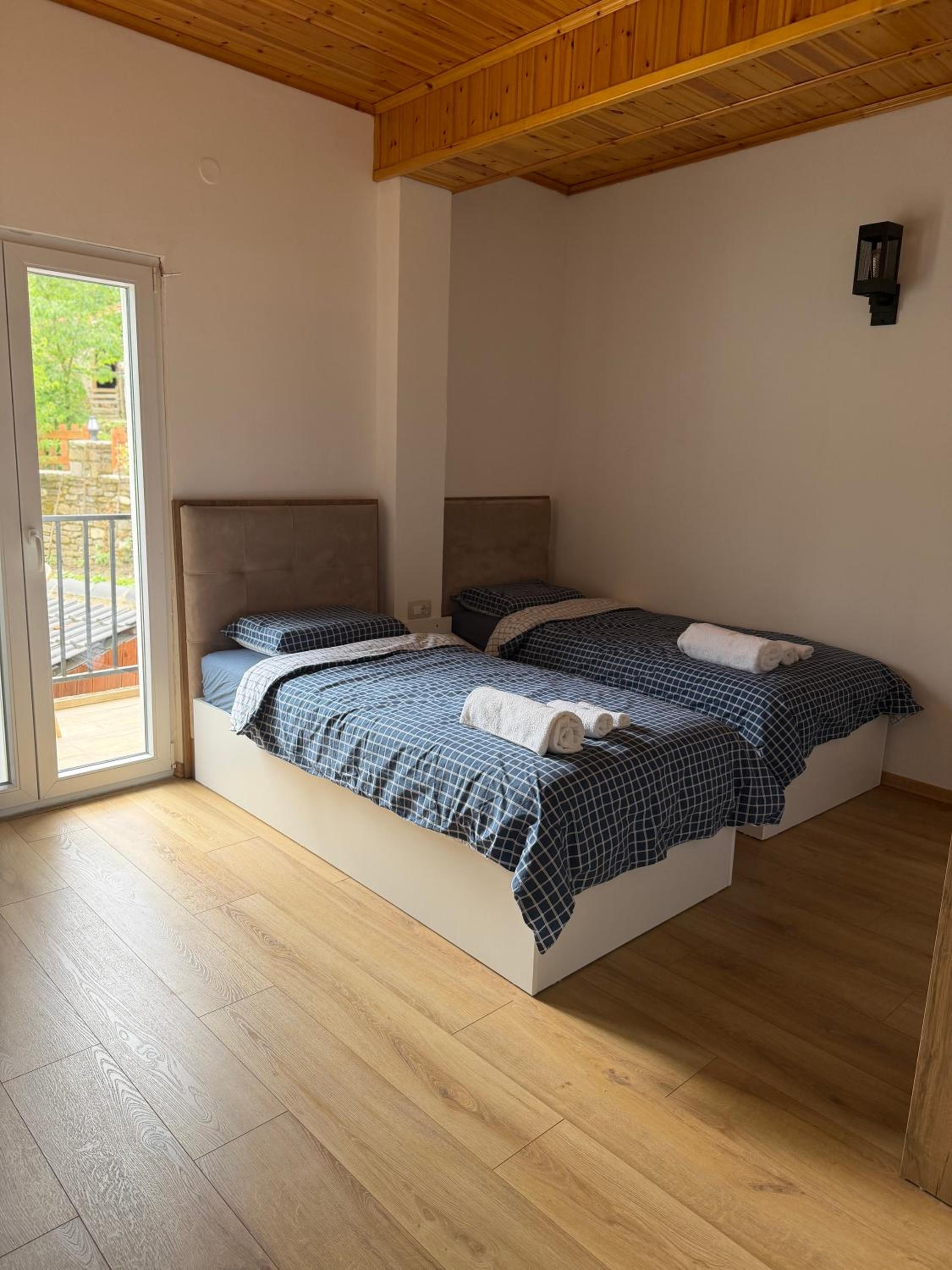 Twin Room with Mountain View