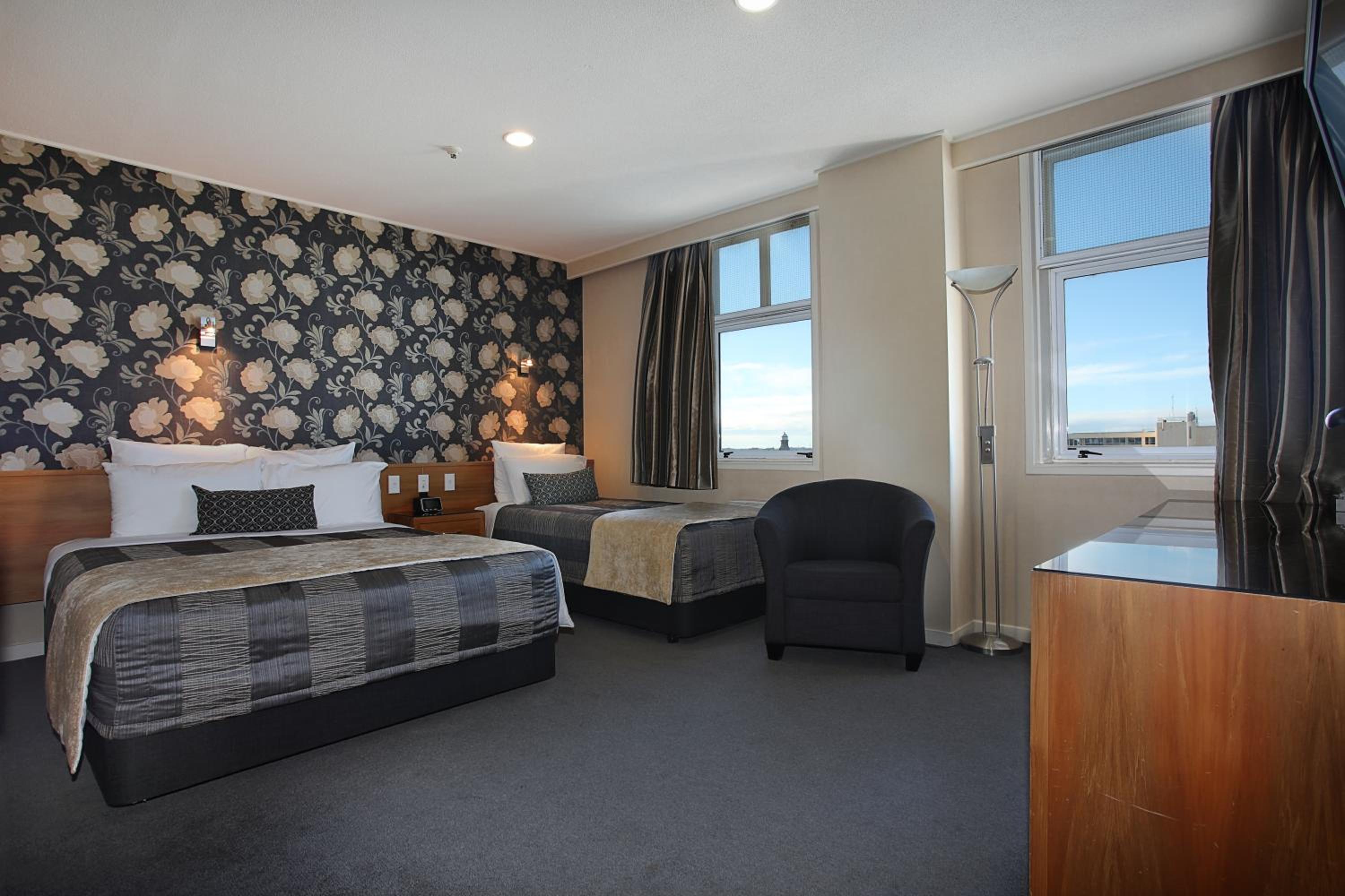 Premium Queen Room photo 1