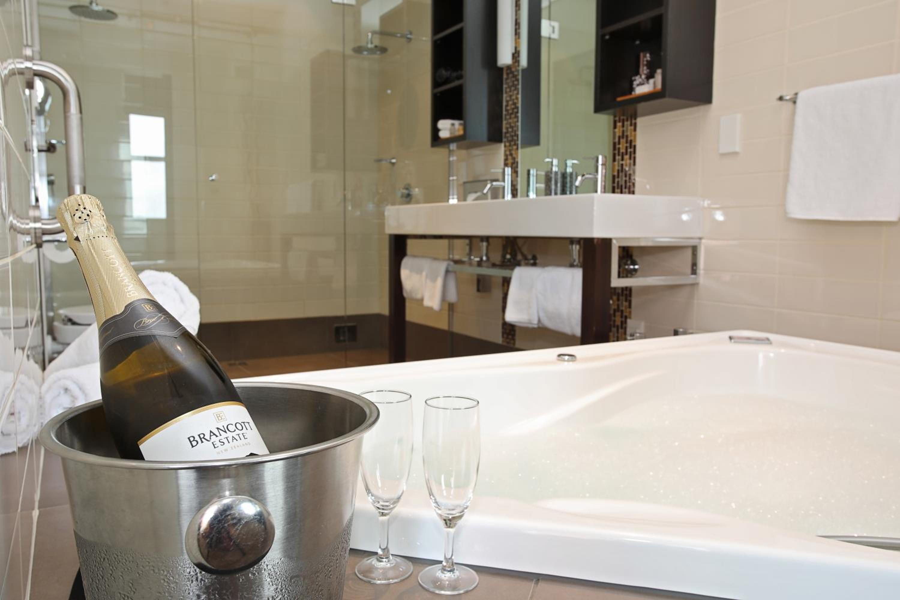 King Suite photo 3