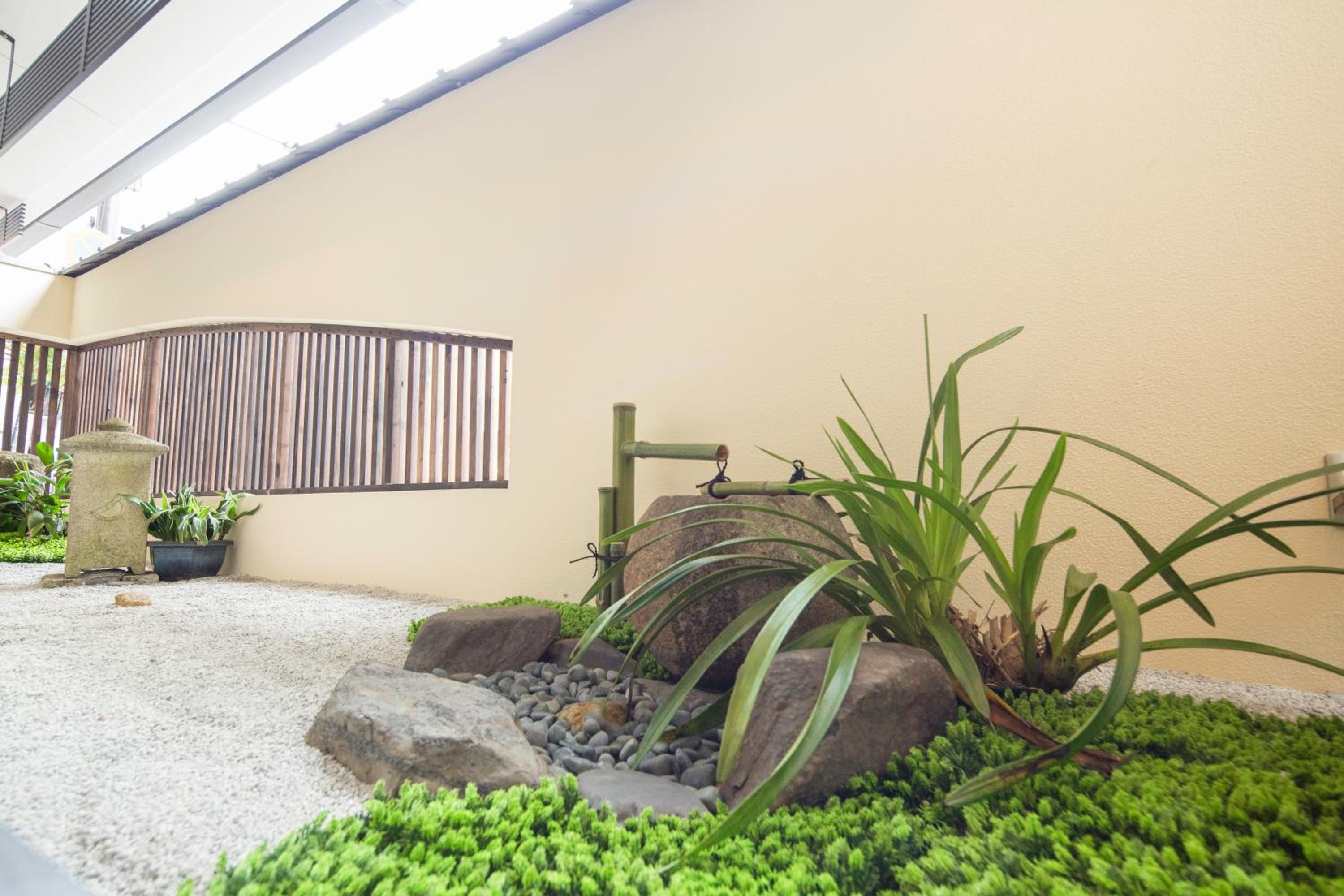 Twin Room with Tatami Area and Garden View