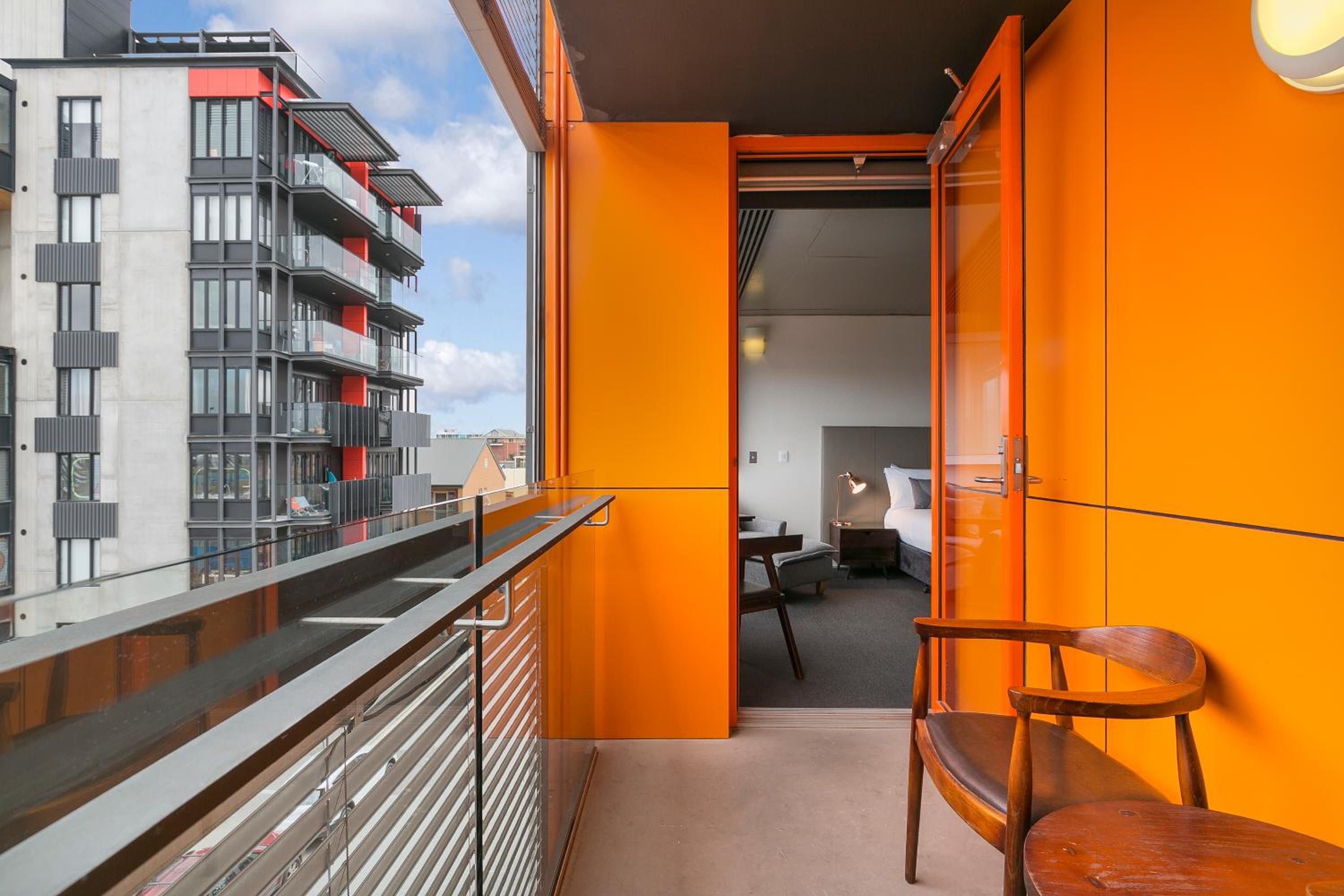Balcony Suite - Photo 4