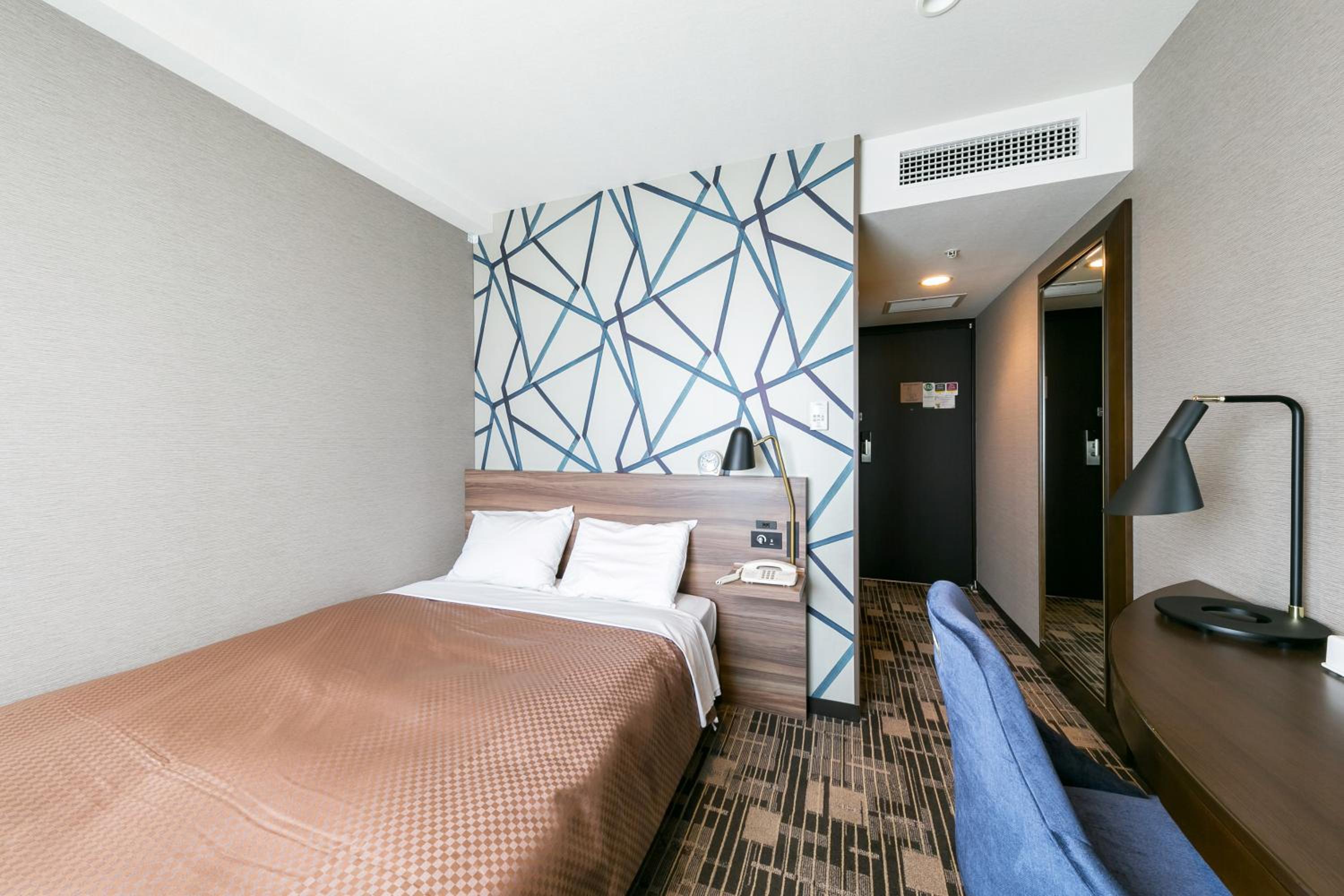 Standard Double Room - Non Smoking - Photo 2