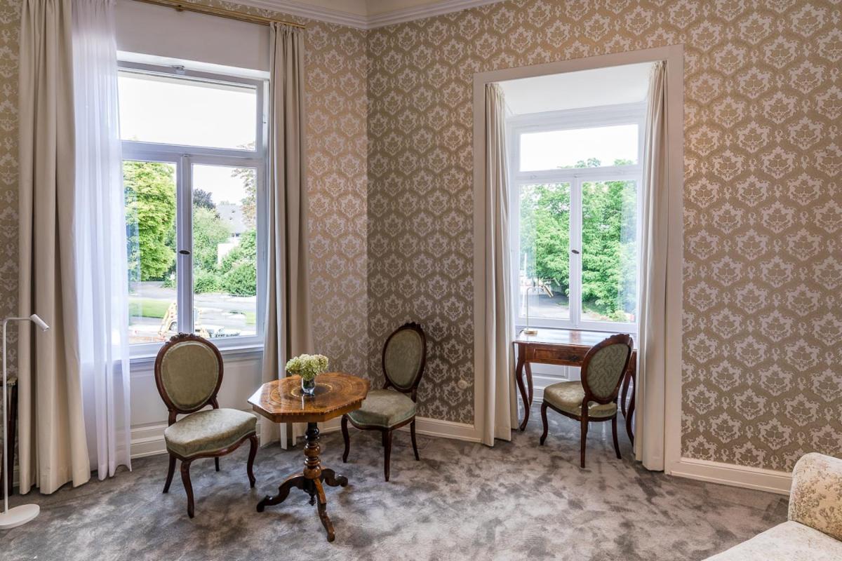 Deluxe Room - Photo 6