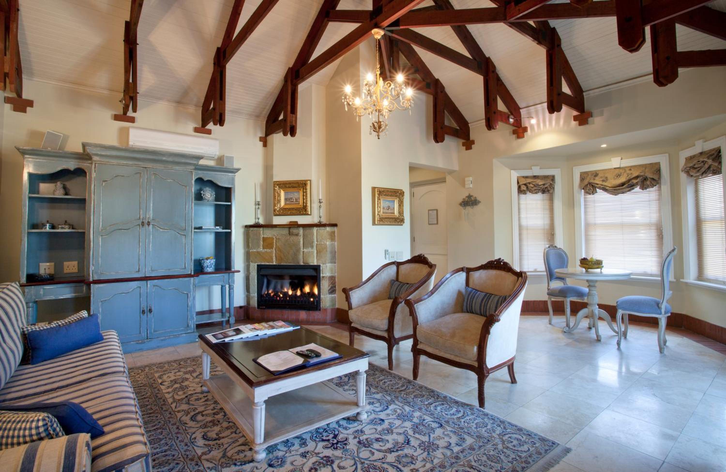 Villa Suite - Photo 14