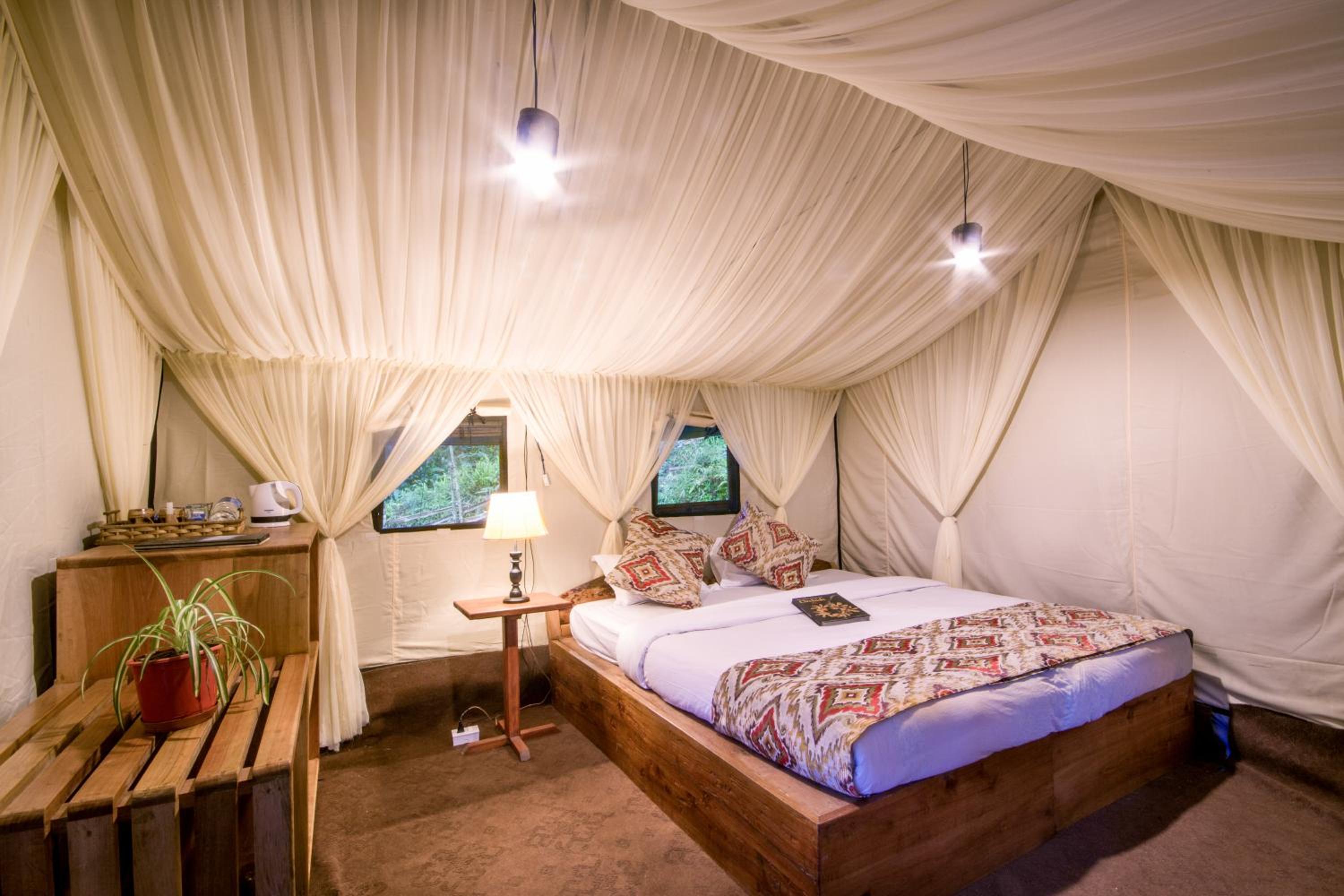Tent (2 Adults)  - Photo 2